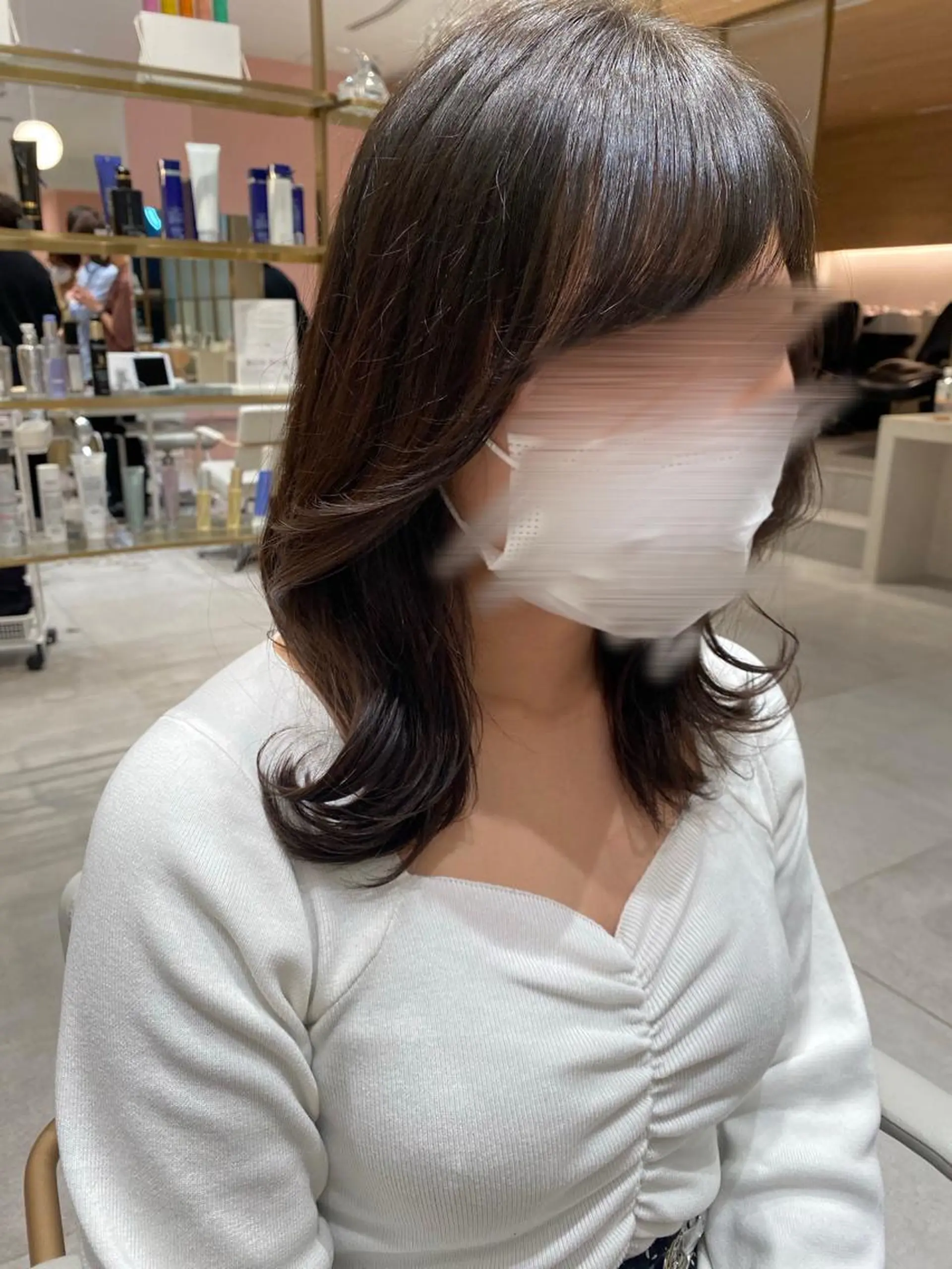 セミロング 小野寺瑞希 /最小顔カットのヘアスタイル