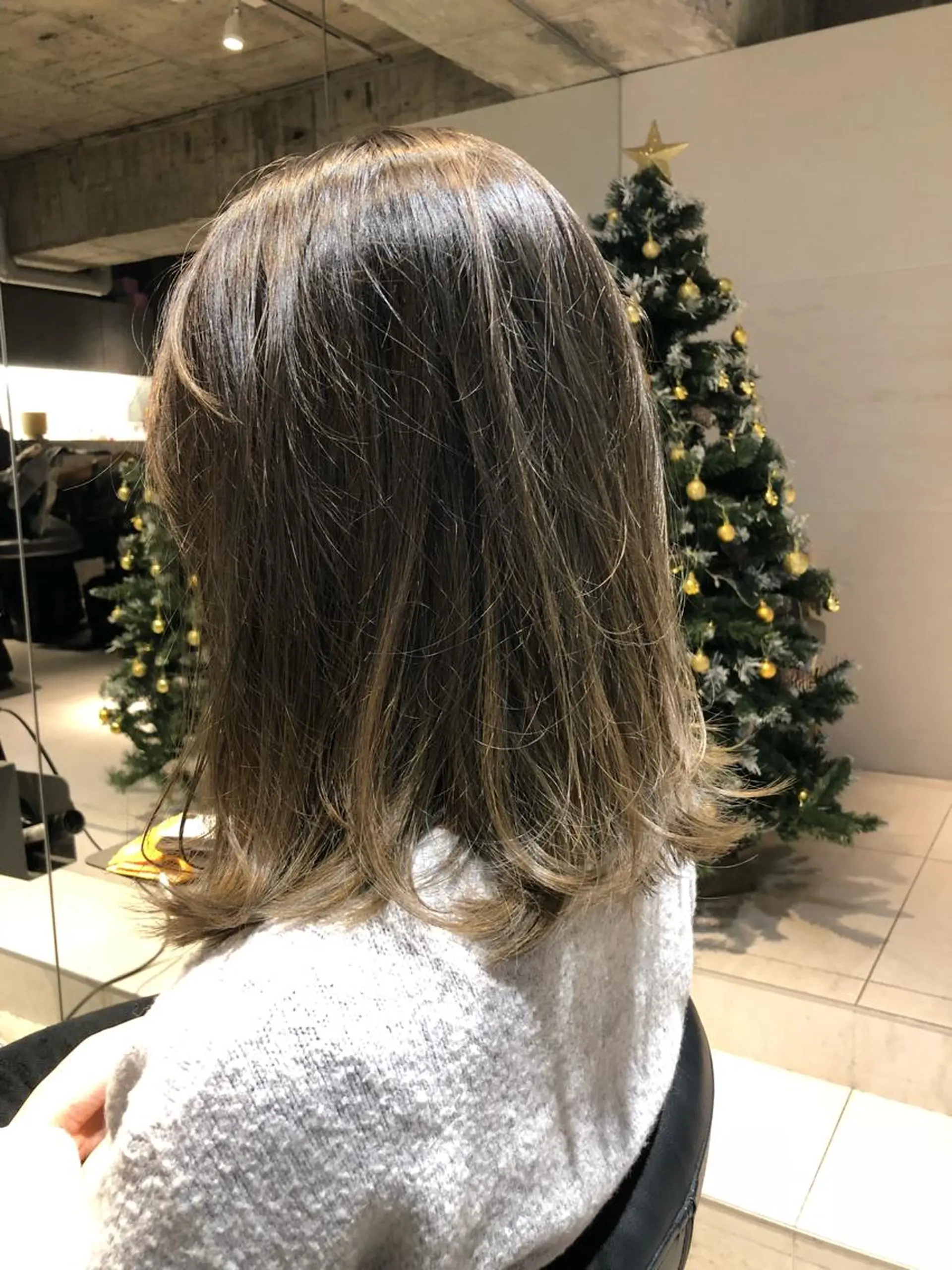 ミディアム 縮毛矯正セミナー講師 ヨコモリユウキのヘアスタイル