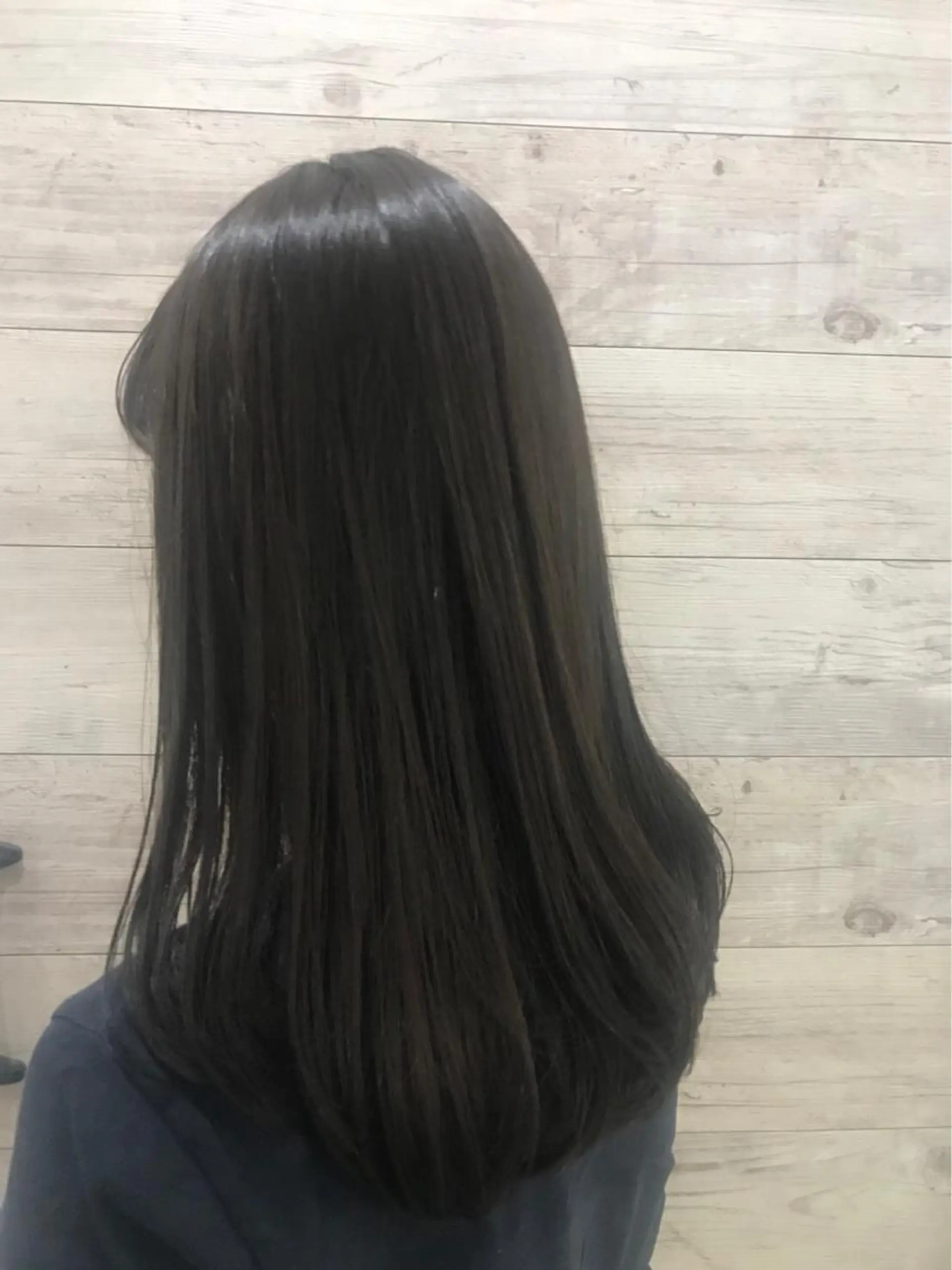 セミロング カラー salowin梅田所属・レイヤー/顔周り /AKARIのヘアスタイル