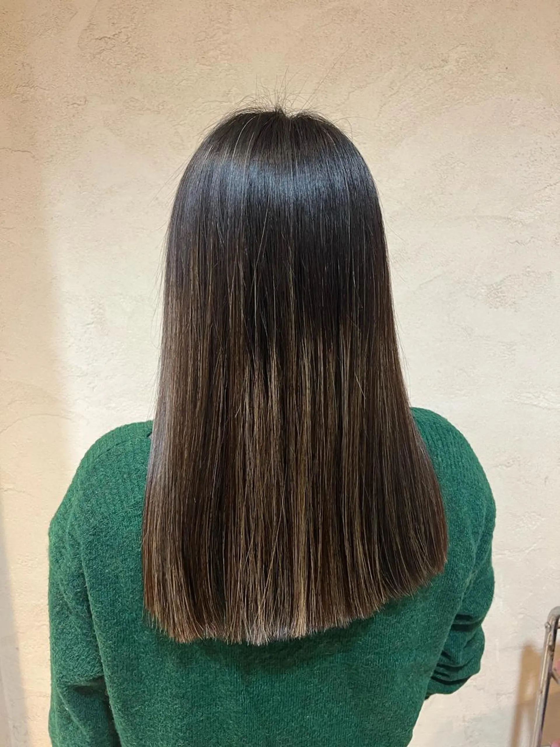 ロング カラー 竹添 有梨沙のヘアスタイル