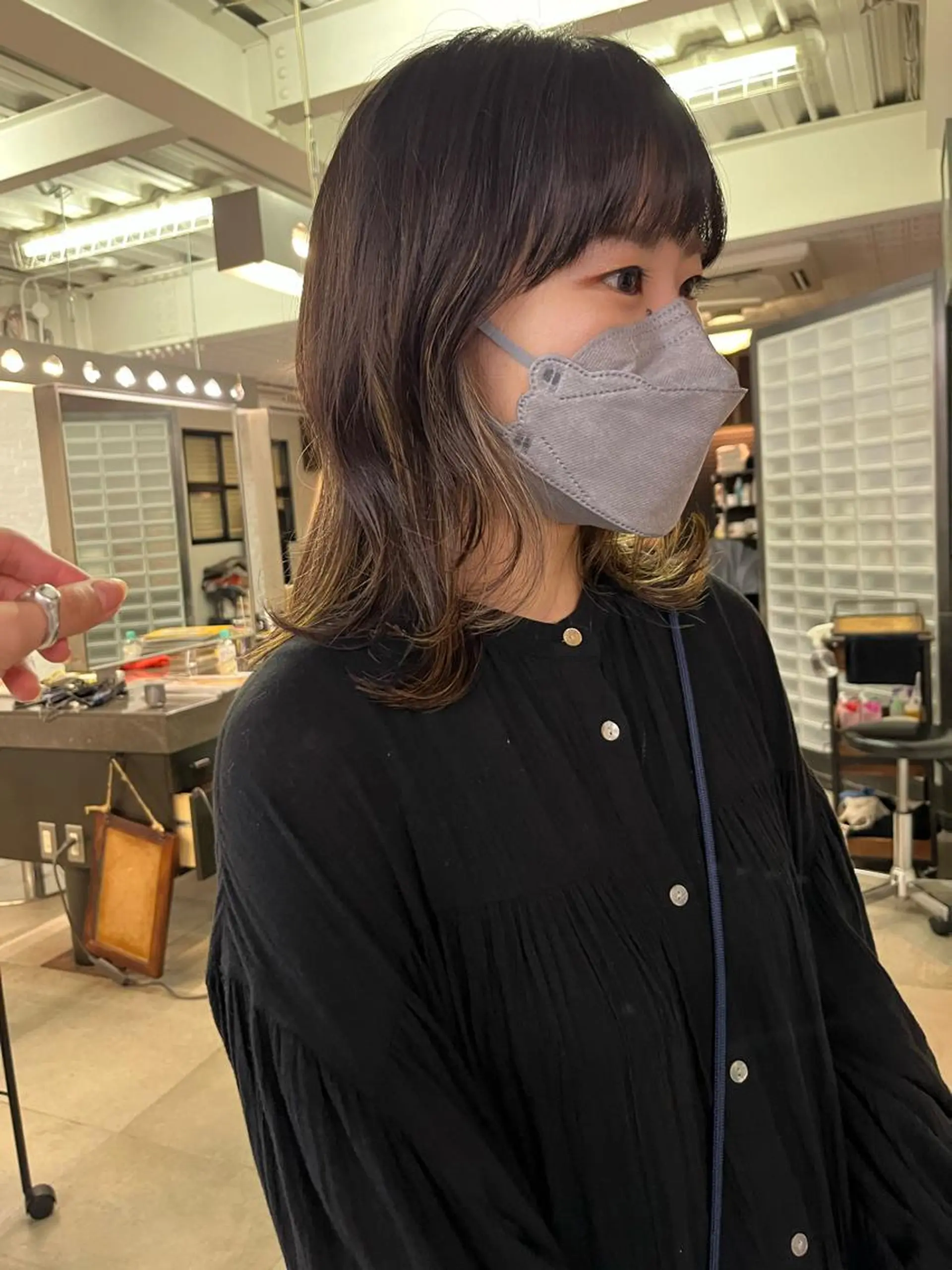 ミディアム eri kinjoのヘアスタイル