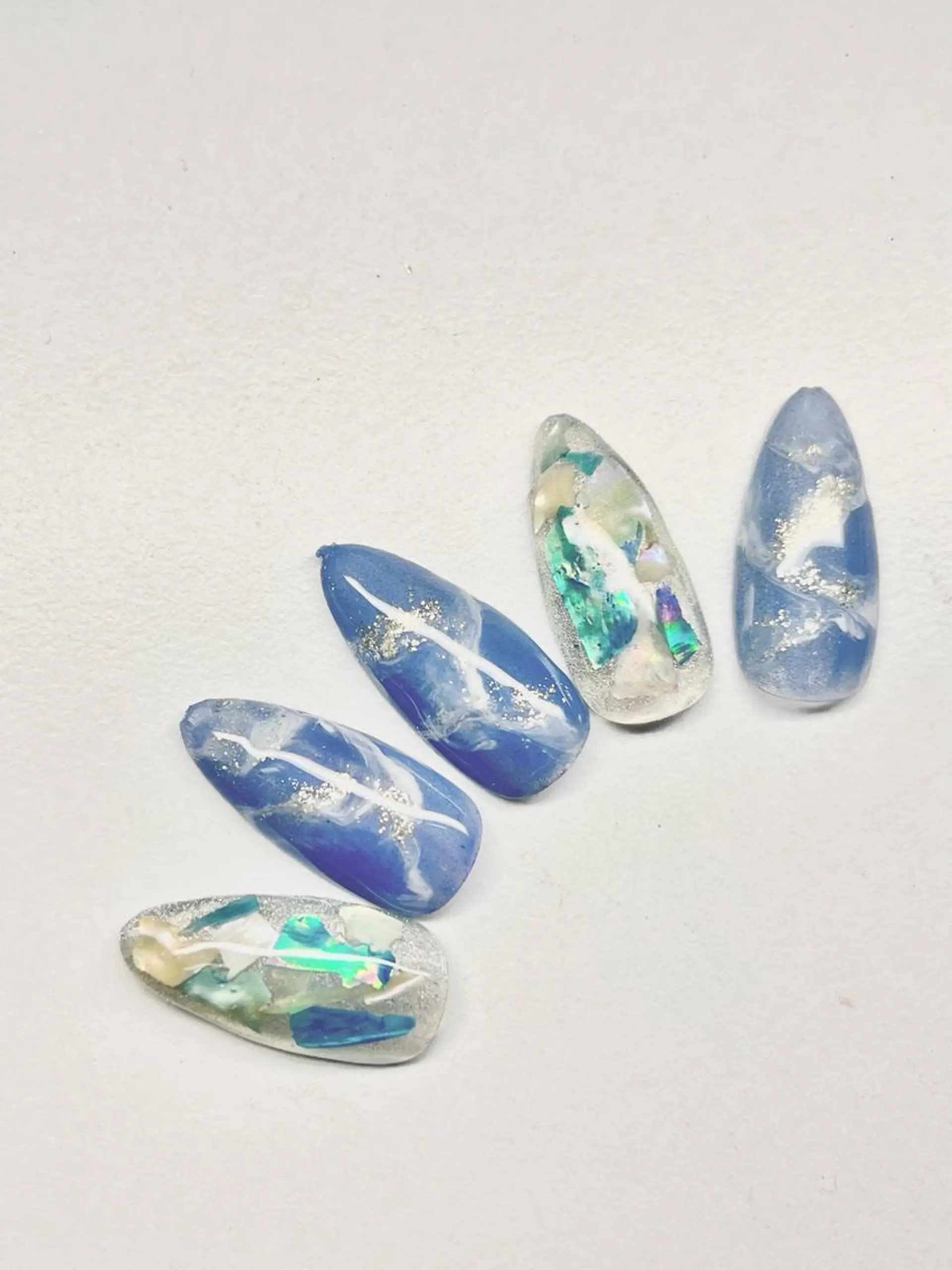 セミロング ネイル ブルー ニュアンスネイル RIONnail Yurikaのネイルデザイン