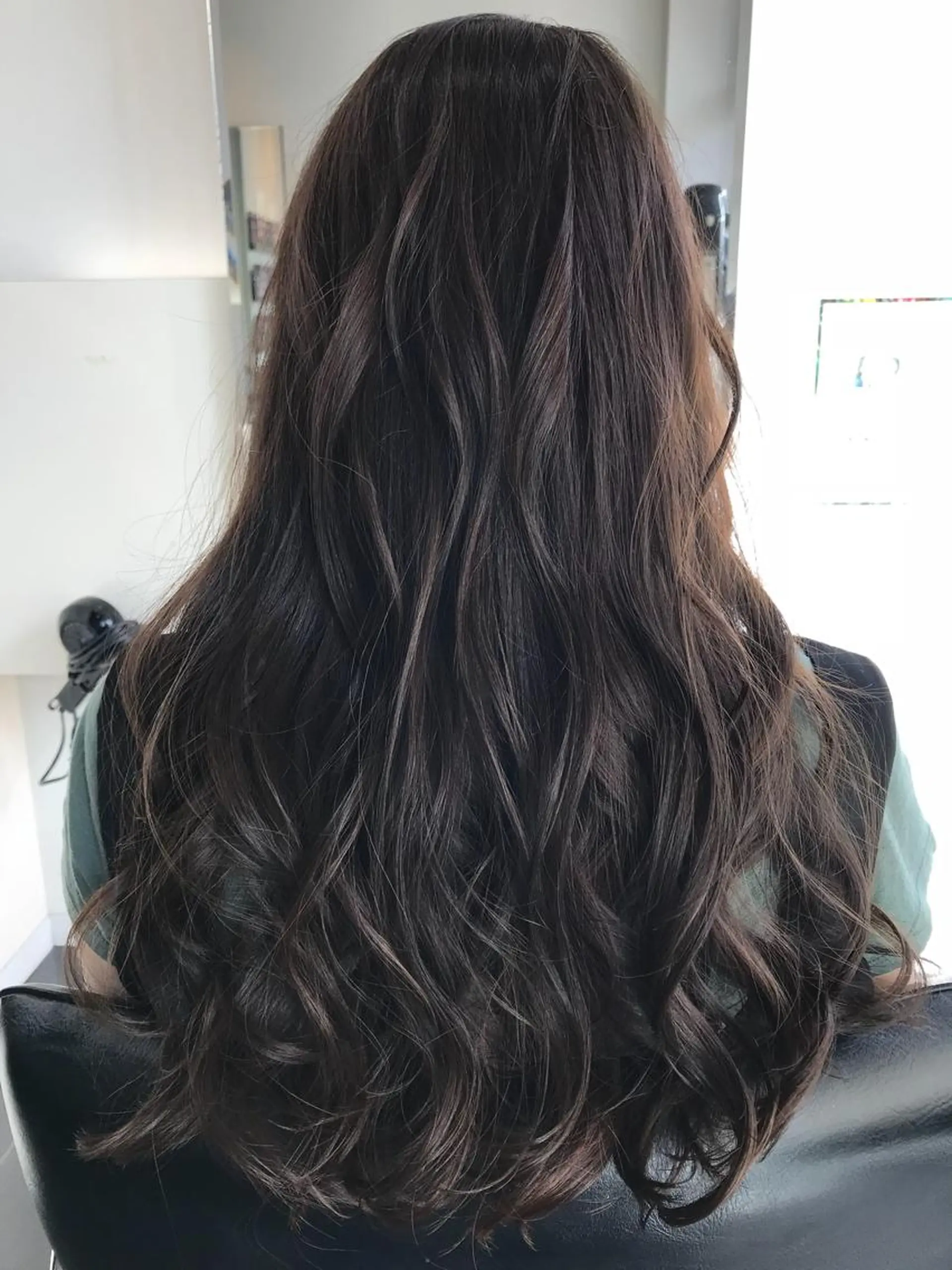 ロング カラー 関口 友行のヘアスタイル