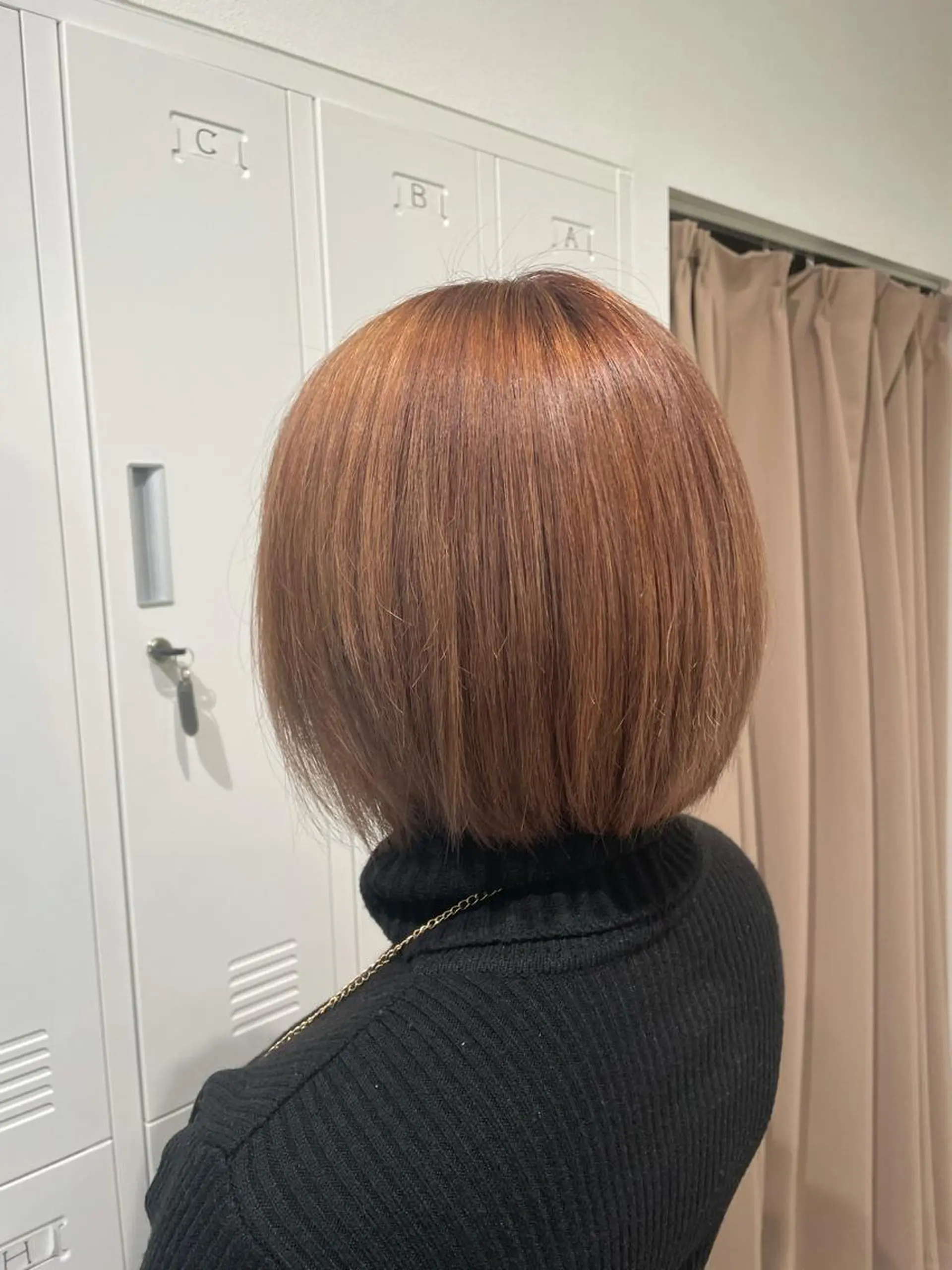 カラー ベージュカラー ボブ 酒見 里奈のヘアスタイル