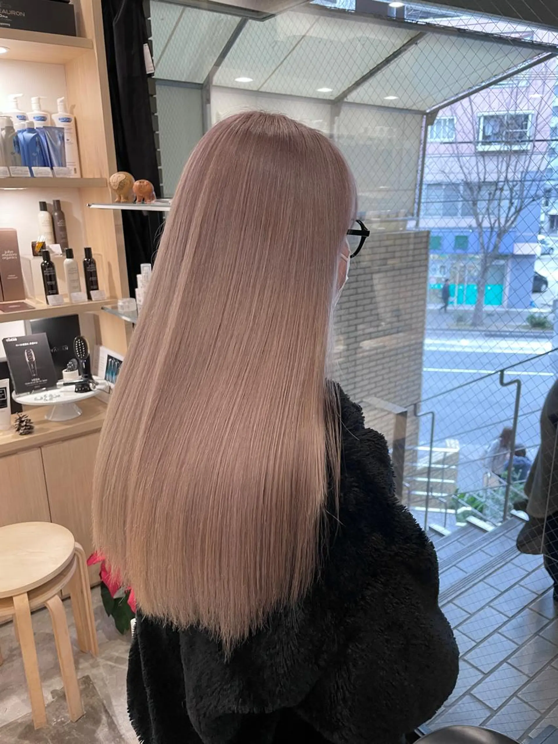 ロング カラー ベージュカラー ミルクティーベージュ ヘアカラー トリートメント 城 健太郎 💎ハイトーンのヘアスタイル