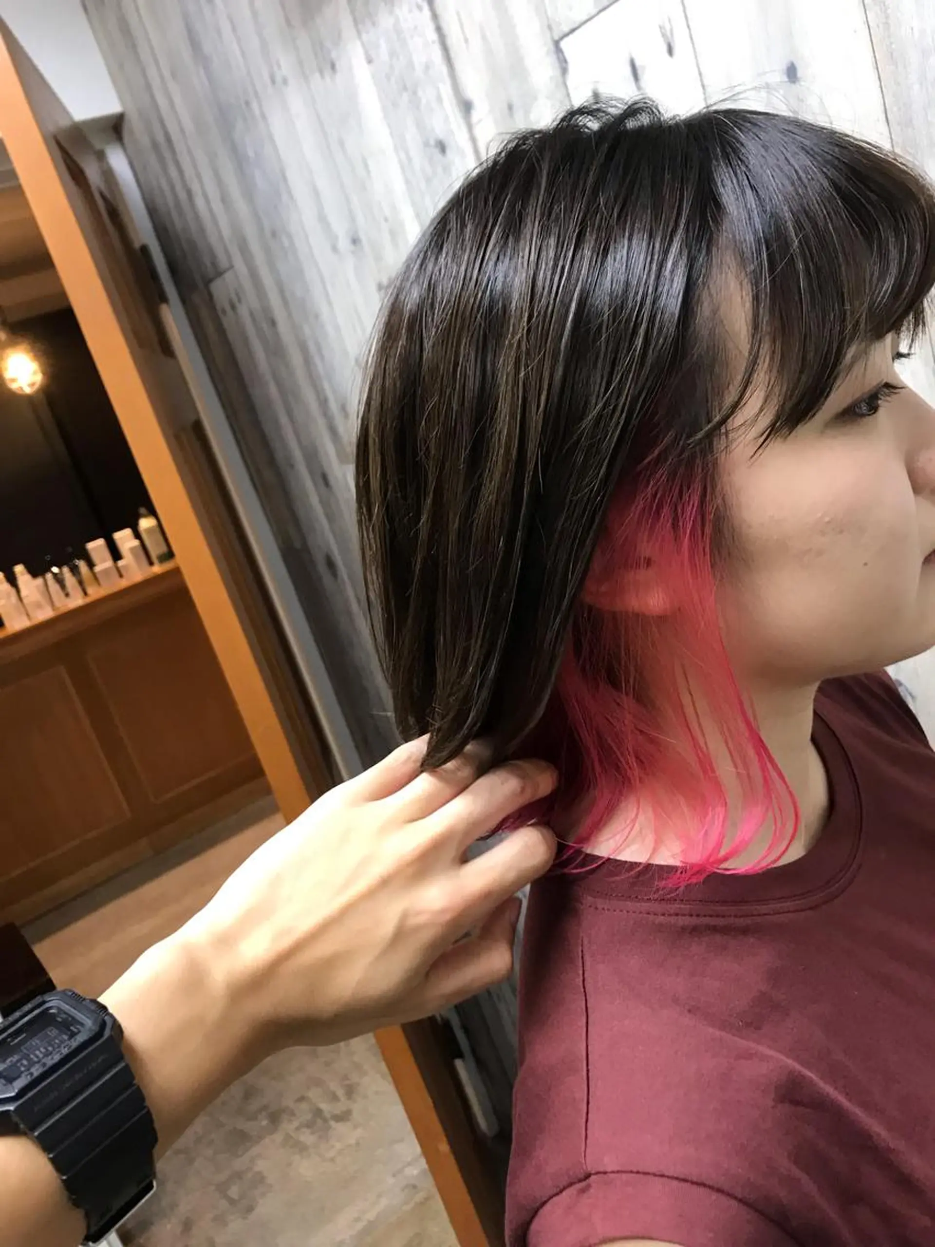 ミディアム カラー パーマ ヘアアレンジ メンズ キッズ メンズインナーカラー インナーカラー ピンクカラー Forest. -髪質改善-のヘアスタイル