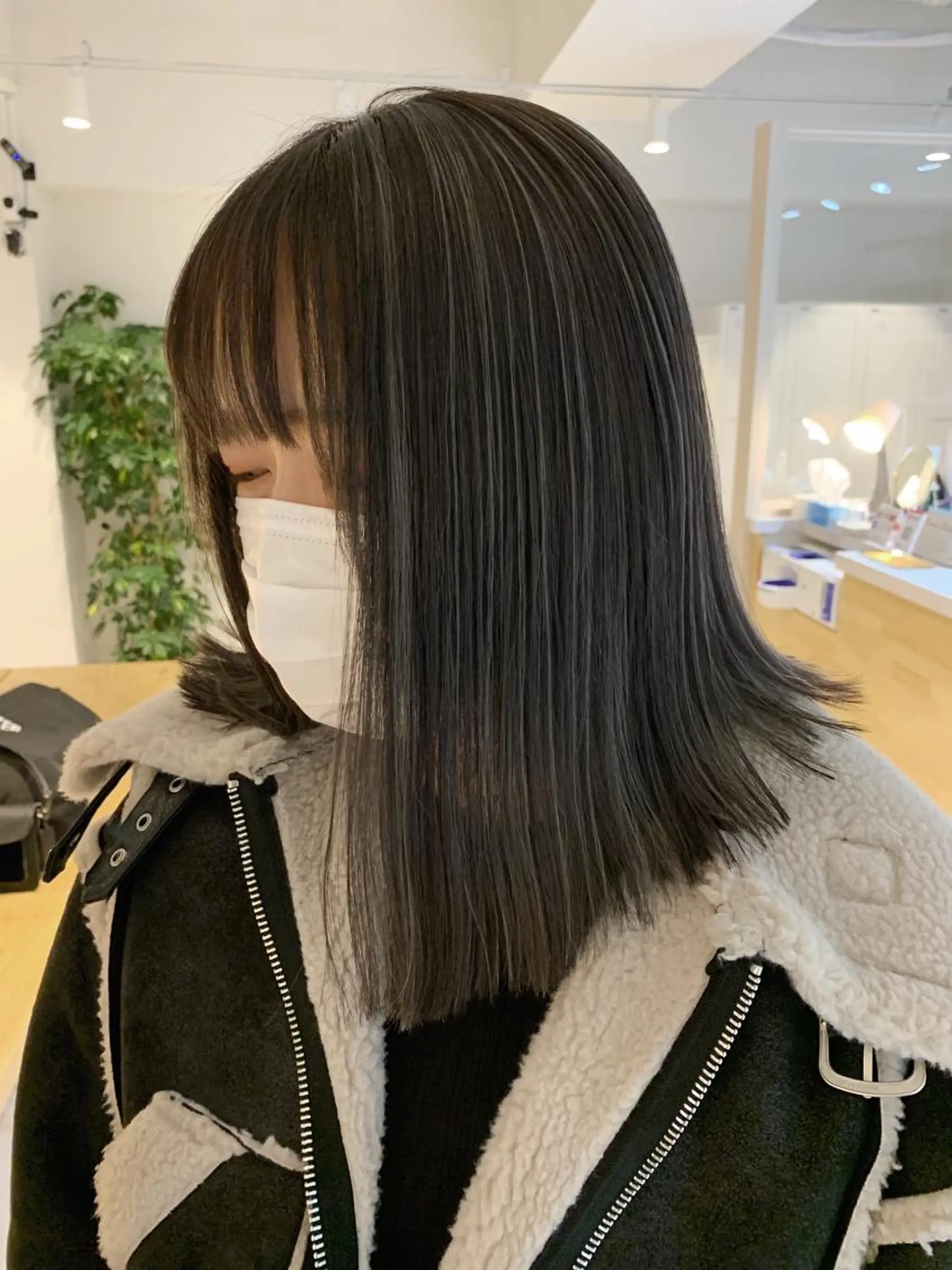 ミディアム カラー カット ヘアカラー トリートメント schon 仙台のヘアスタイル