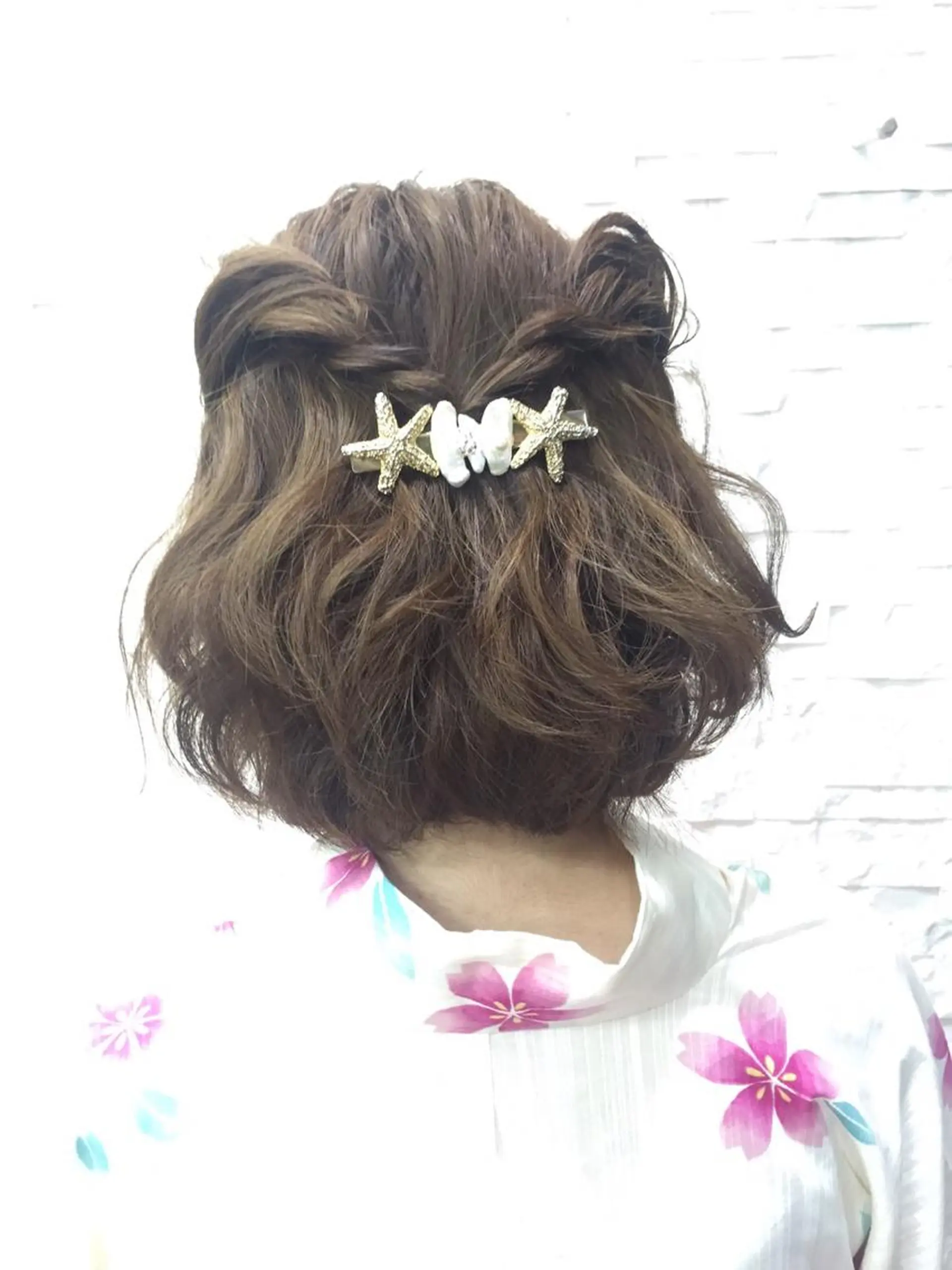 ヘアアレンジ 艶カラー🩵💛 NANAのヘアスタイル