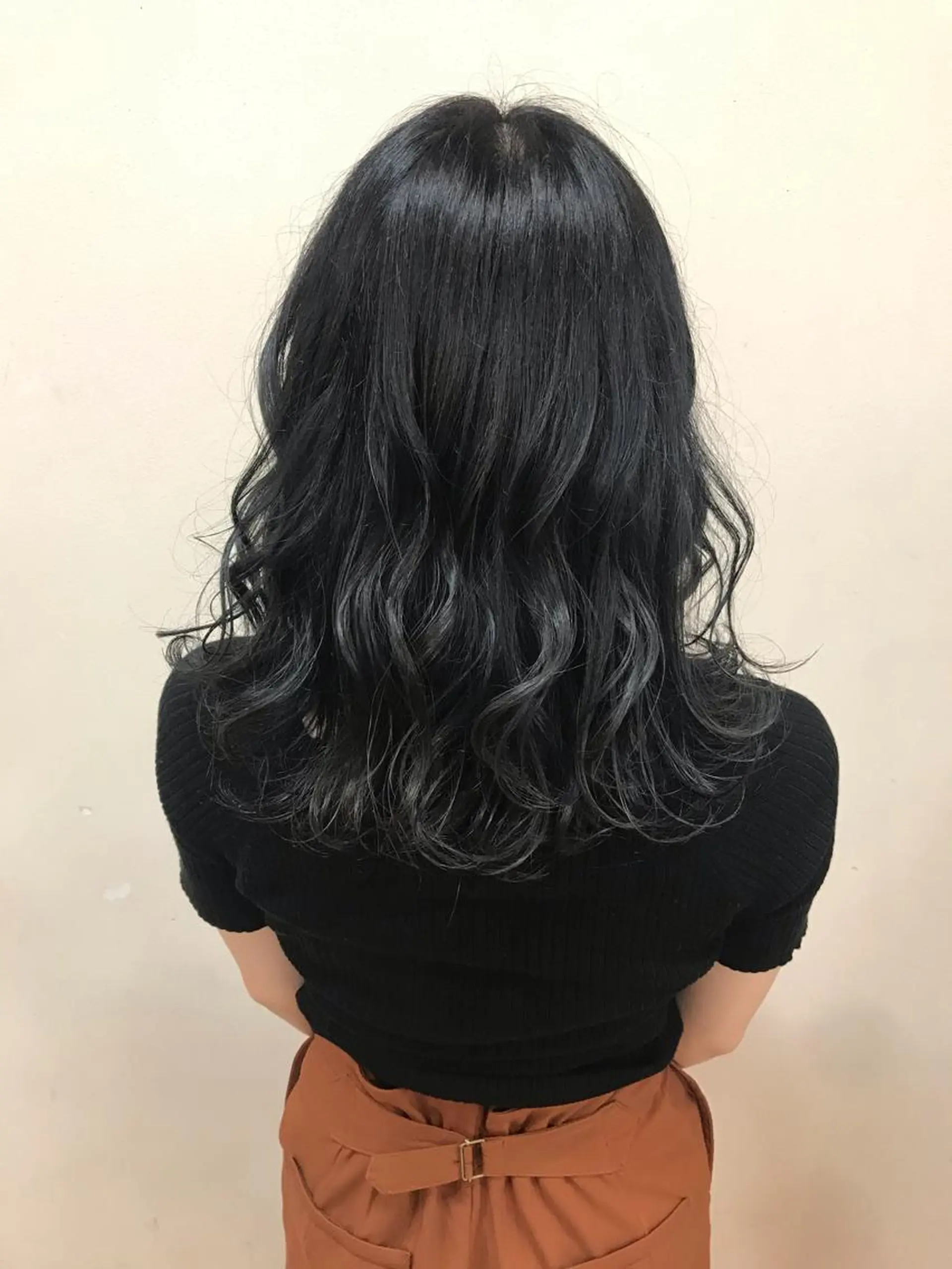 ミディアム 林 瑠夏のヘアスタイル