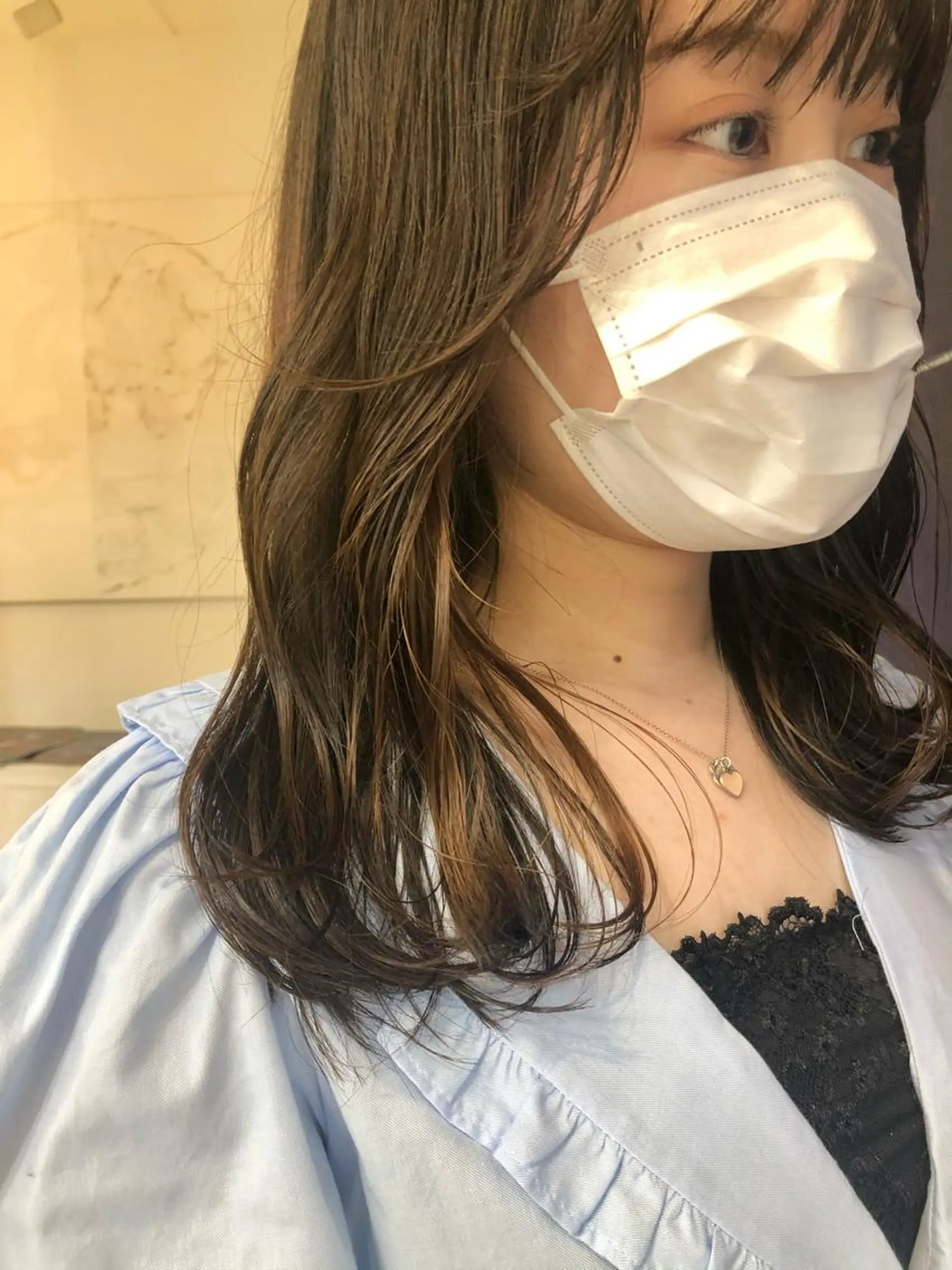 セミロング カラー 🫧tomoka 透明感カラー🫧のヘアスタイル