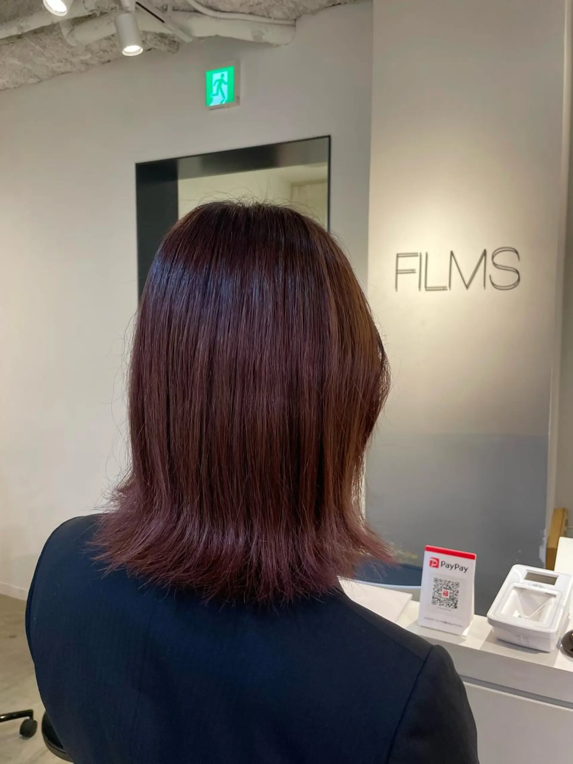 ミディアム 表参道ミディアム レイヤー山岸季生のヘアスタイル