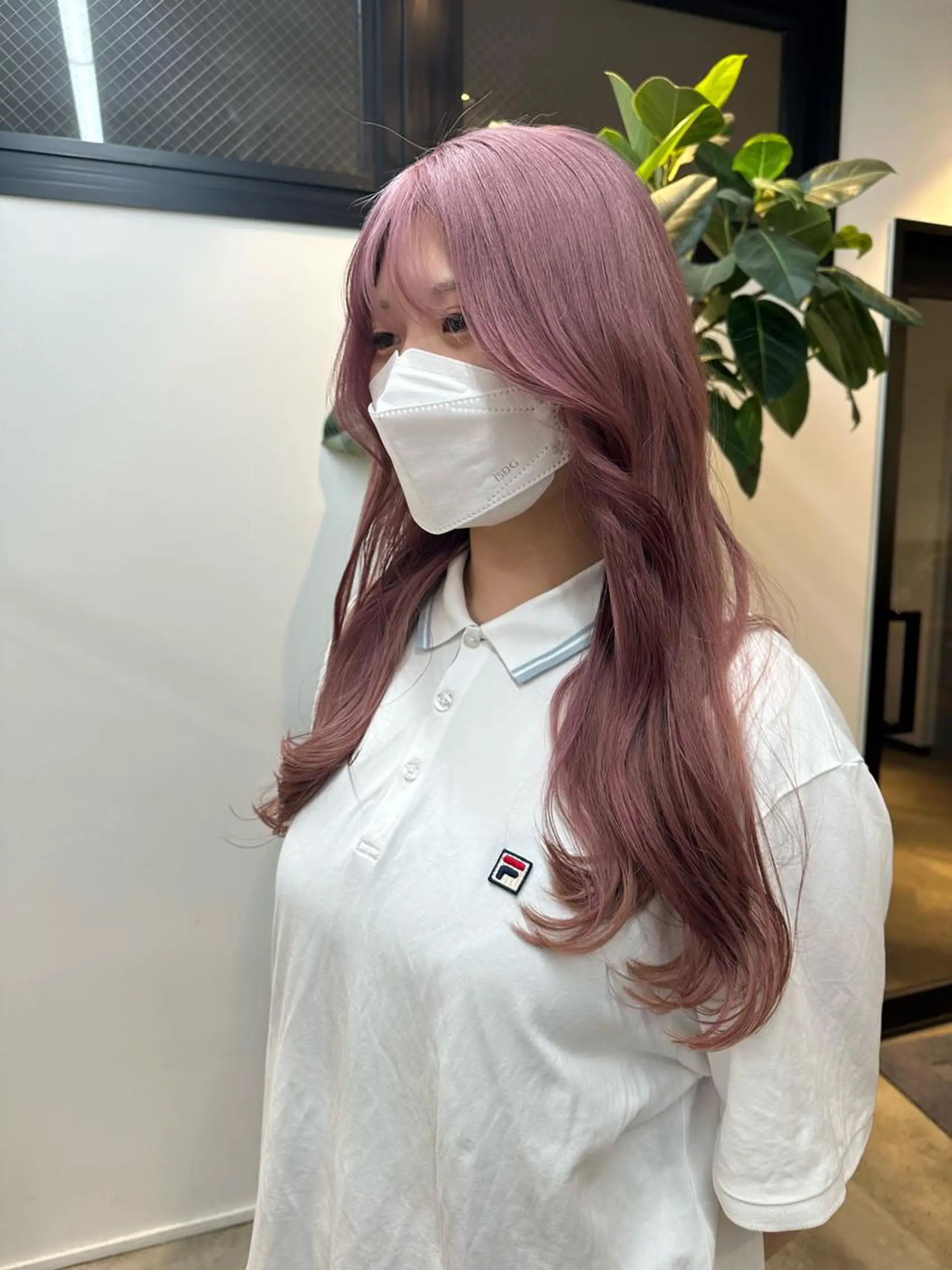 セミロング カラー yuika .のヘアスタイル