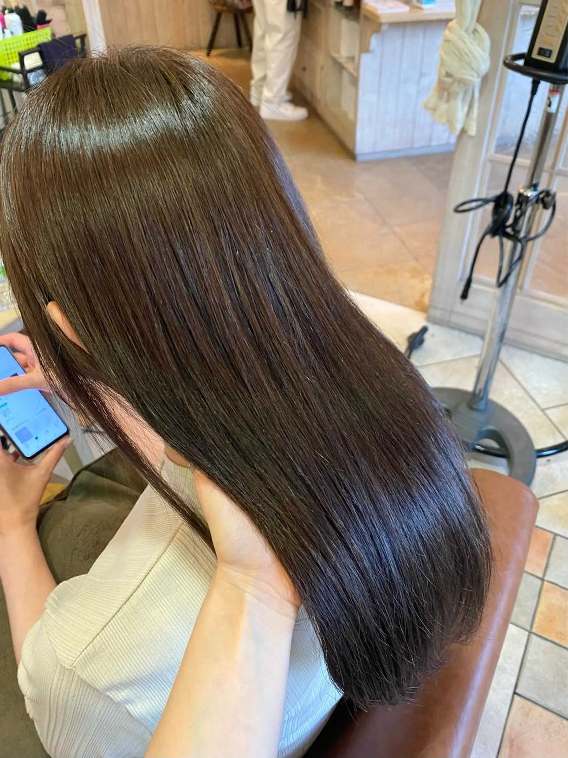 ロング パーマ 縮毛矯正 ストレートパーマ 森 早希絵のヘアスタイル