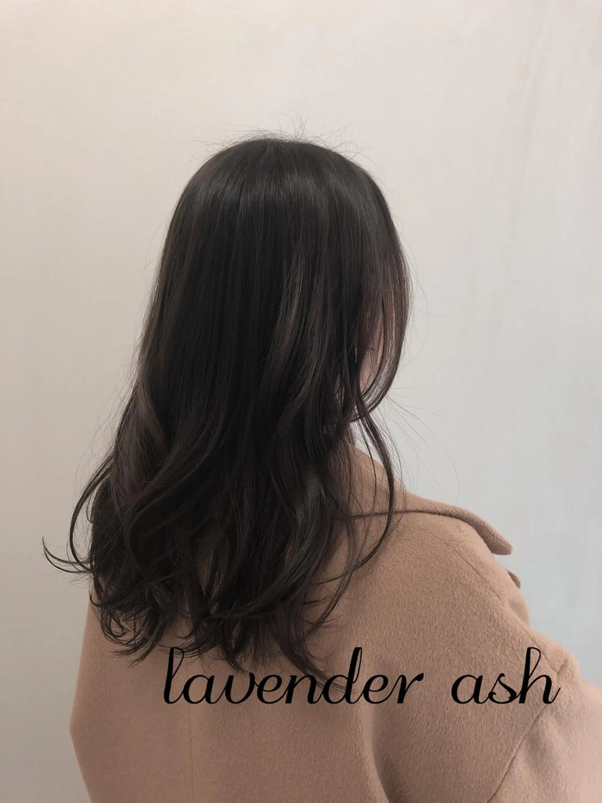 セミロング カラー 透明感カラー REIのヘアスタイル