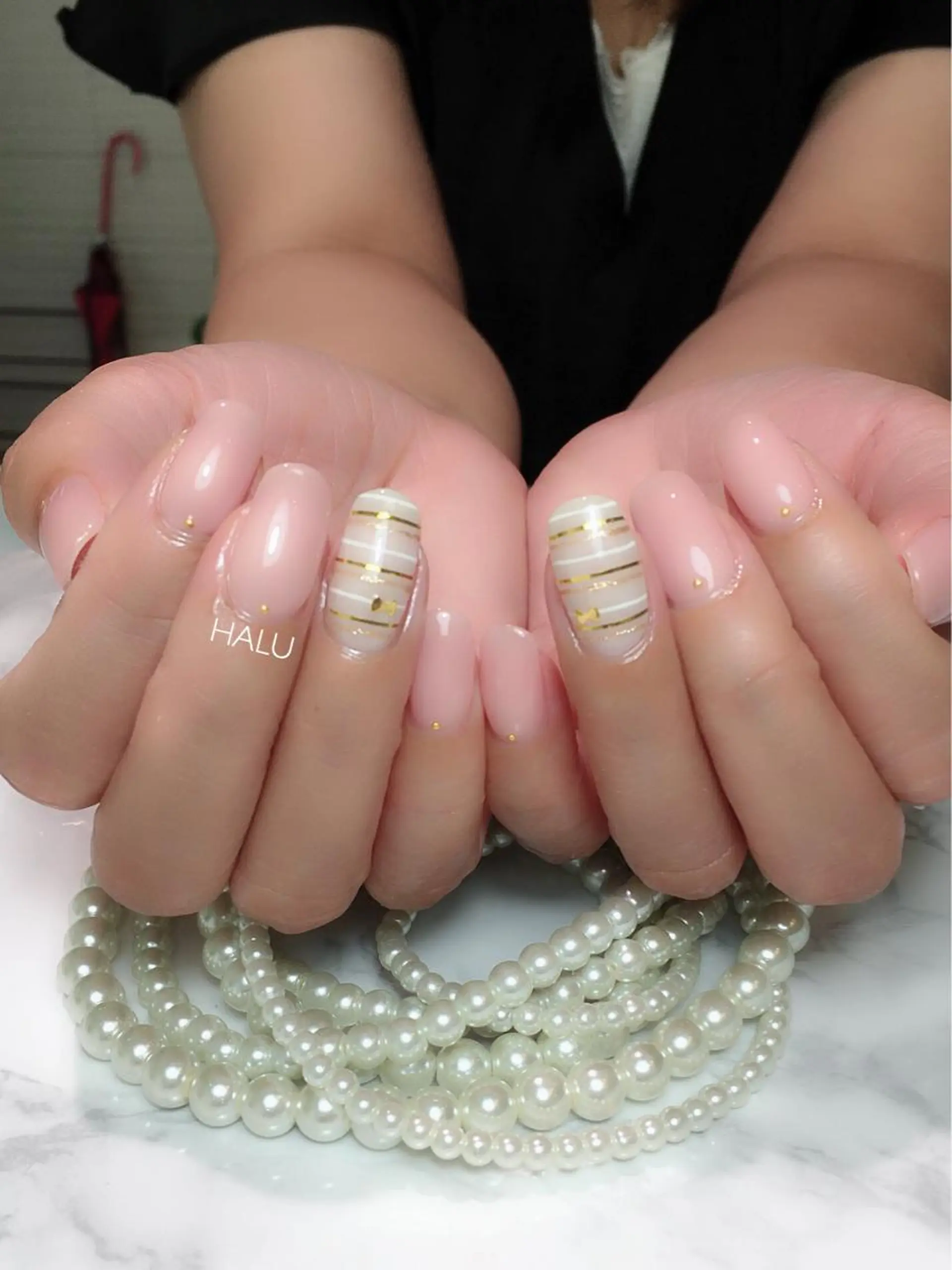 ネイル ボーダー ガーリー オフィスネイル ピンク リボン HALU ハルのネイルデザイン