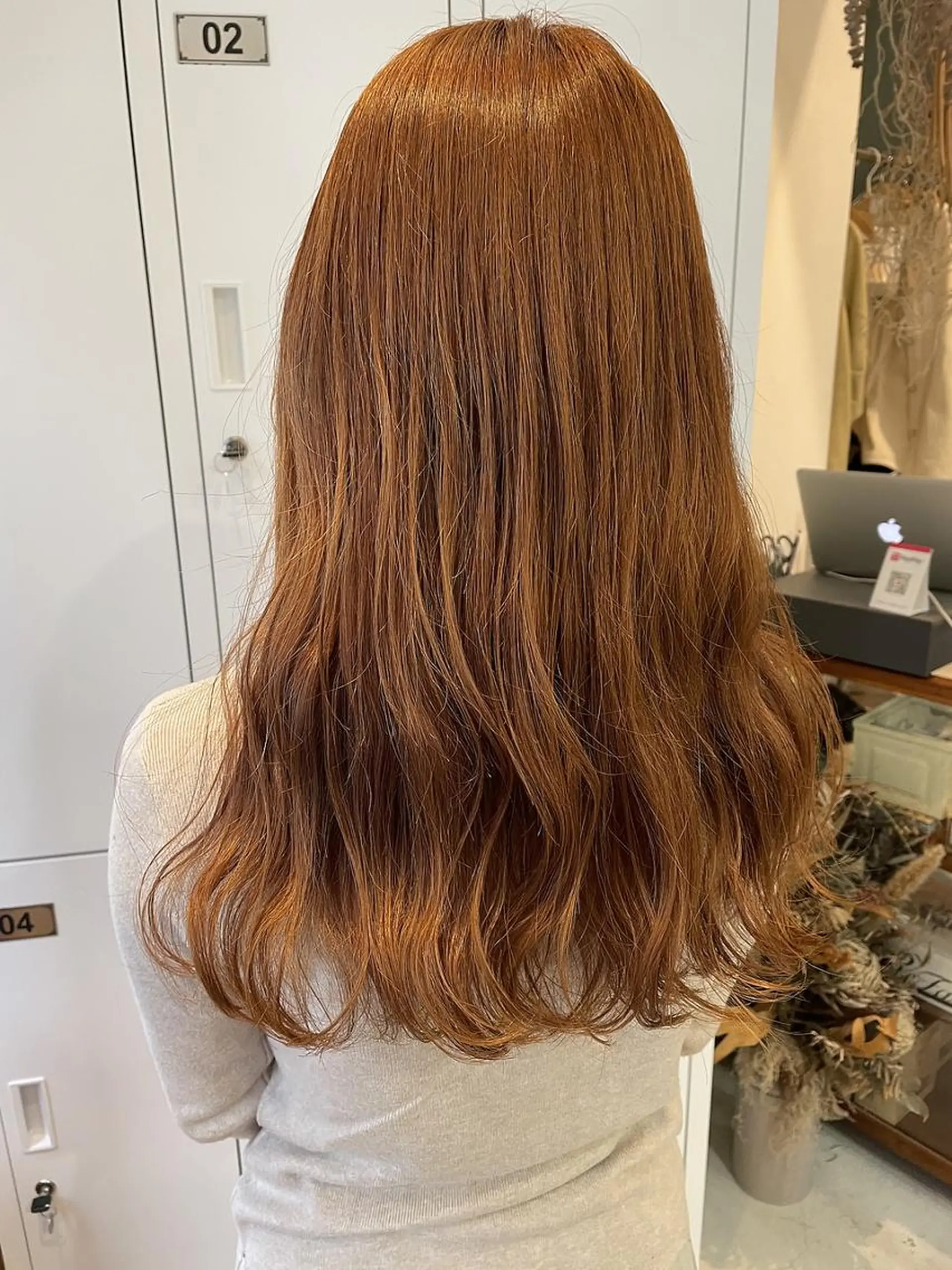 ミディアム カラー ミディアムパーマ ダブルカラー グラデーションカラー ハイライトカラー イルミナカラー カット ヘアカラー CEINE PATHのヘアスタイル