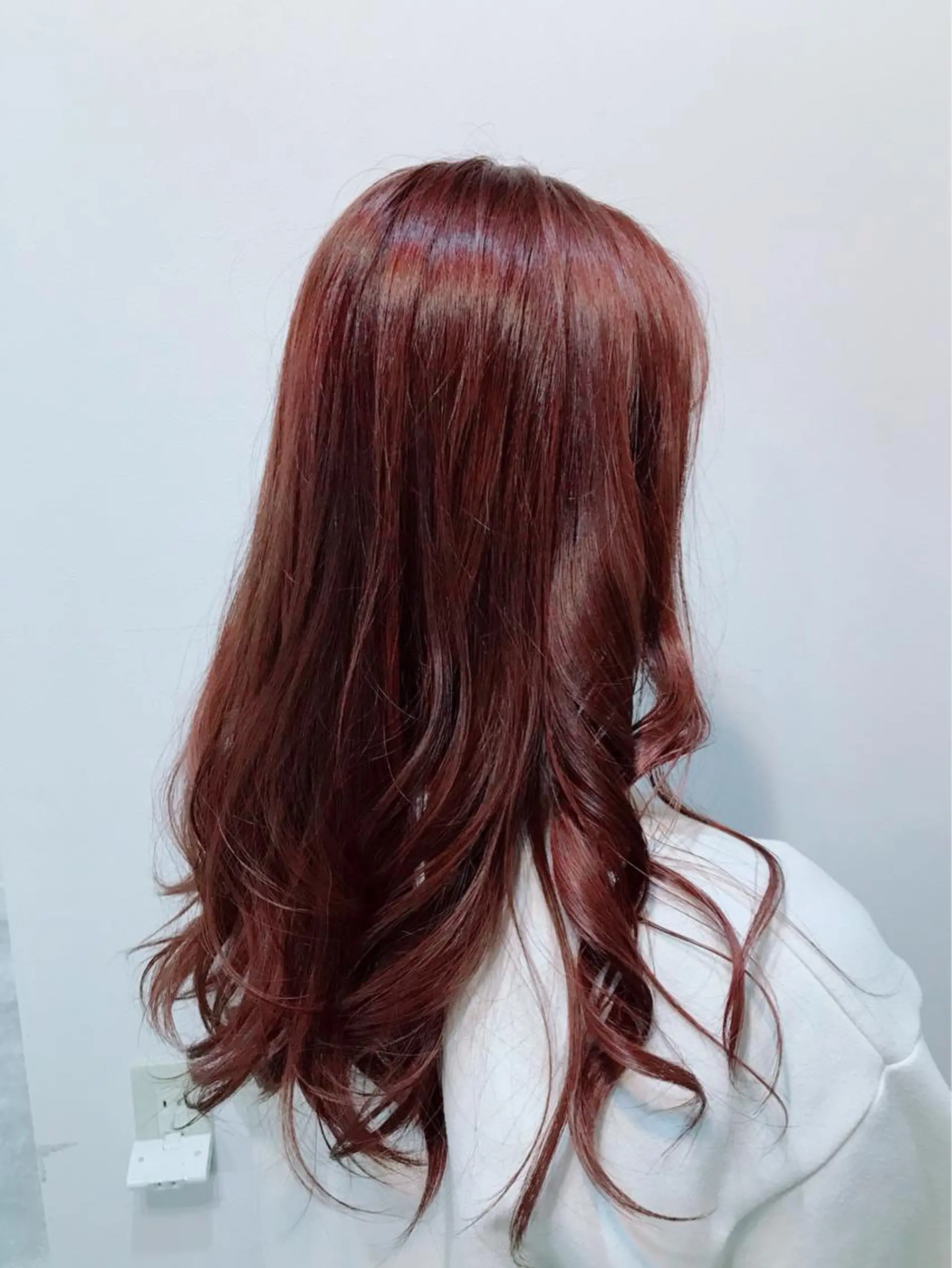 セミロング カラー イルミナカラー ピンクカラー 川崎 龍馬のヘアスタイル