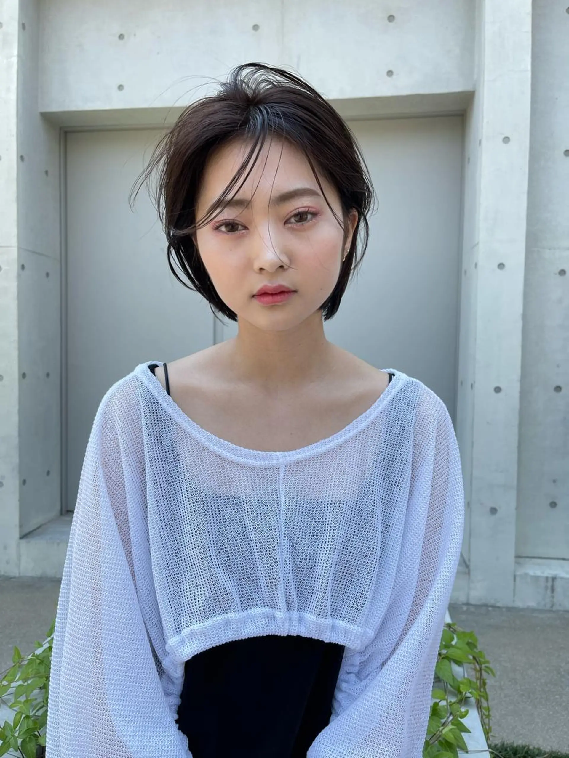 ショート 顔まわりレイヤー デザインカットのヘアスタイル