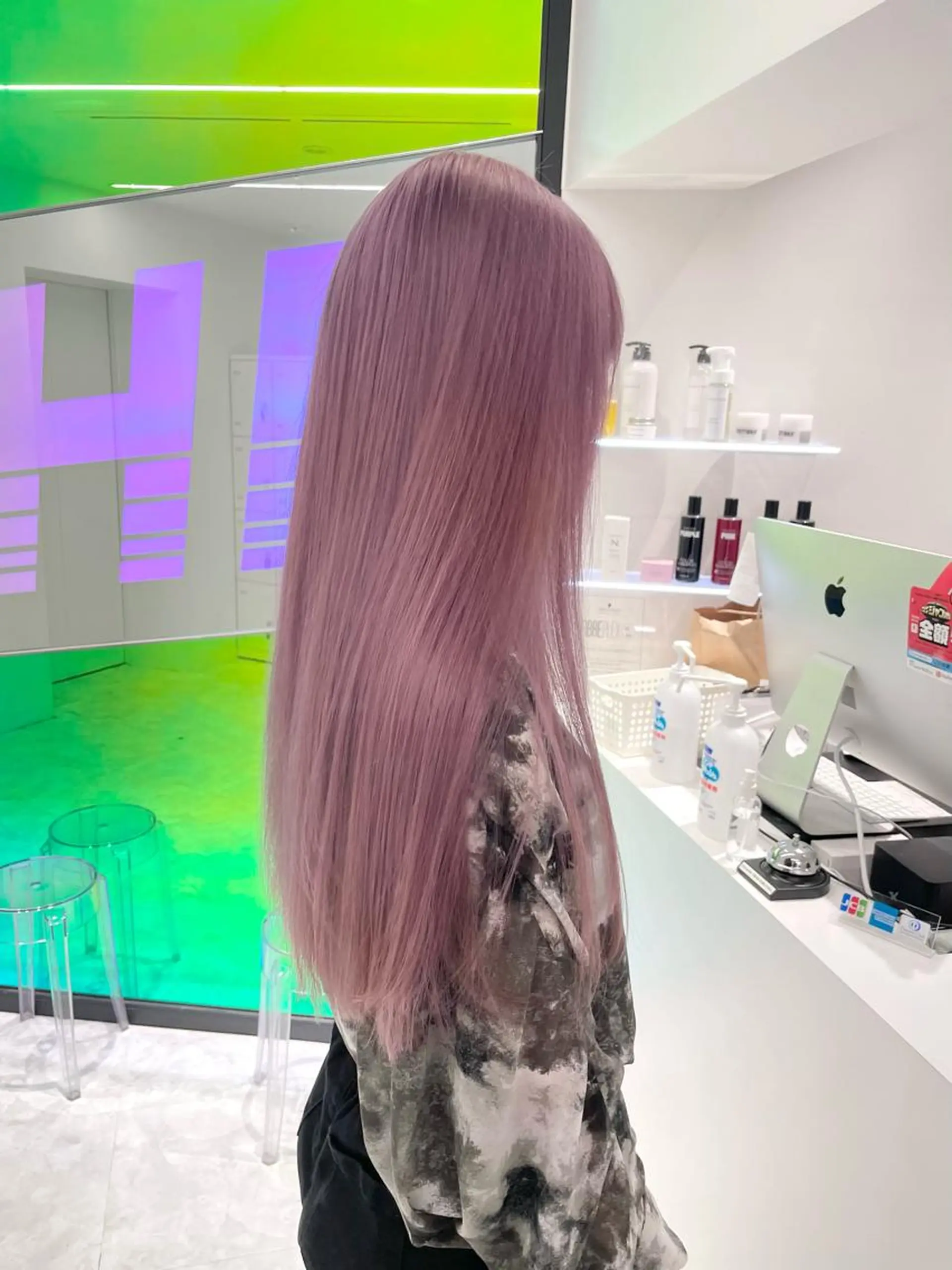 セミロング カラー ヘアカラー トリートメント 🤍💕ブリーチカラ ーAyaka💕🤍のヘアスタイル