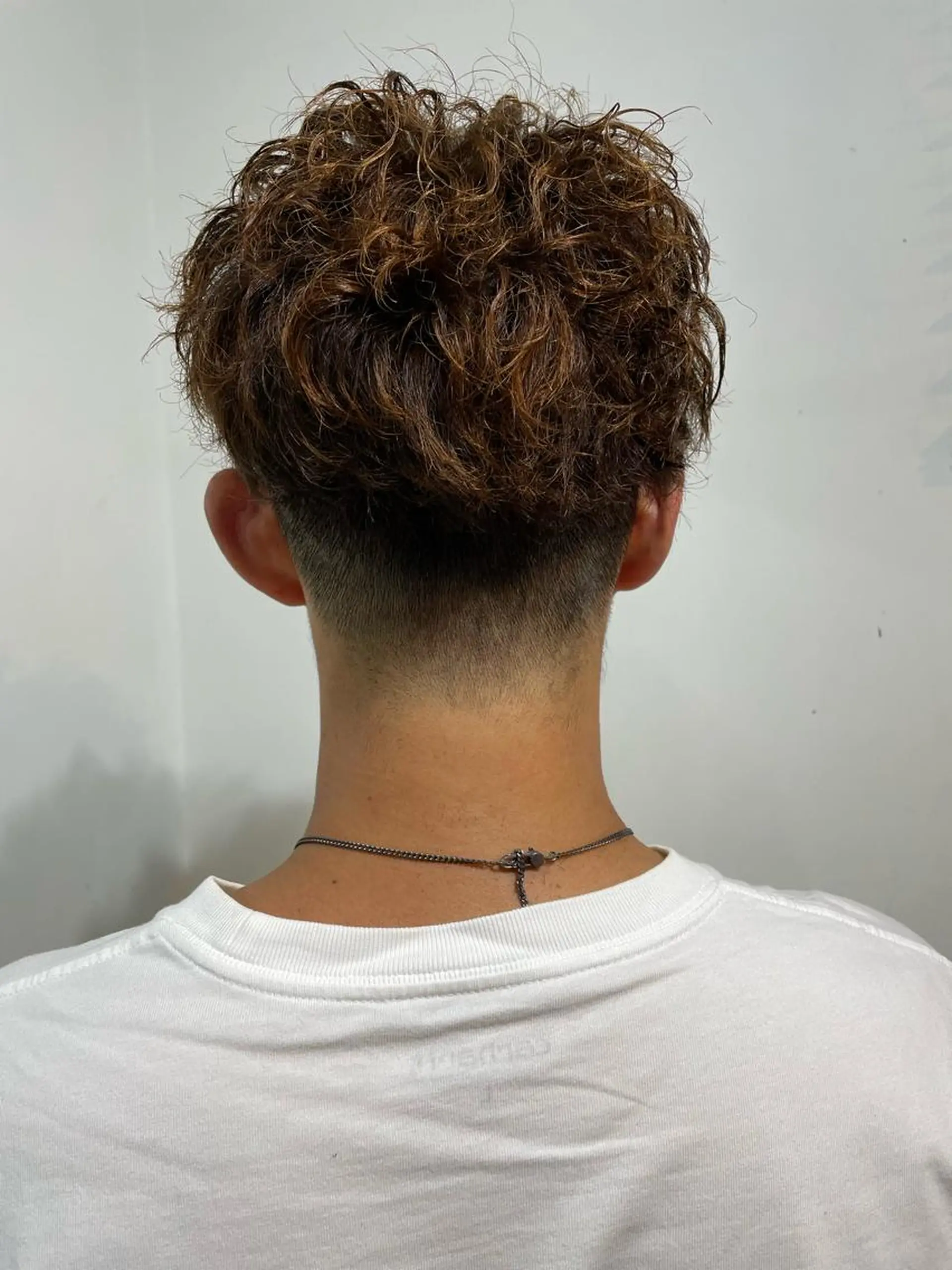 ロング パーマ メンズ 🐬脱白髪染めカラー 清水大世🐬のヘアスタイル