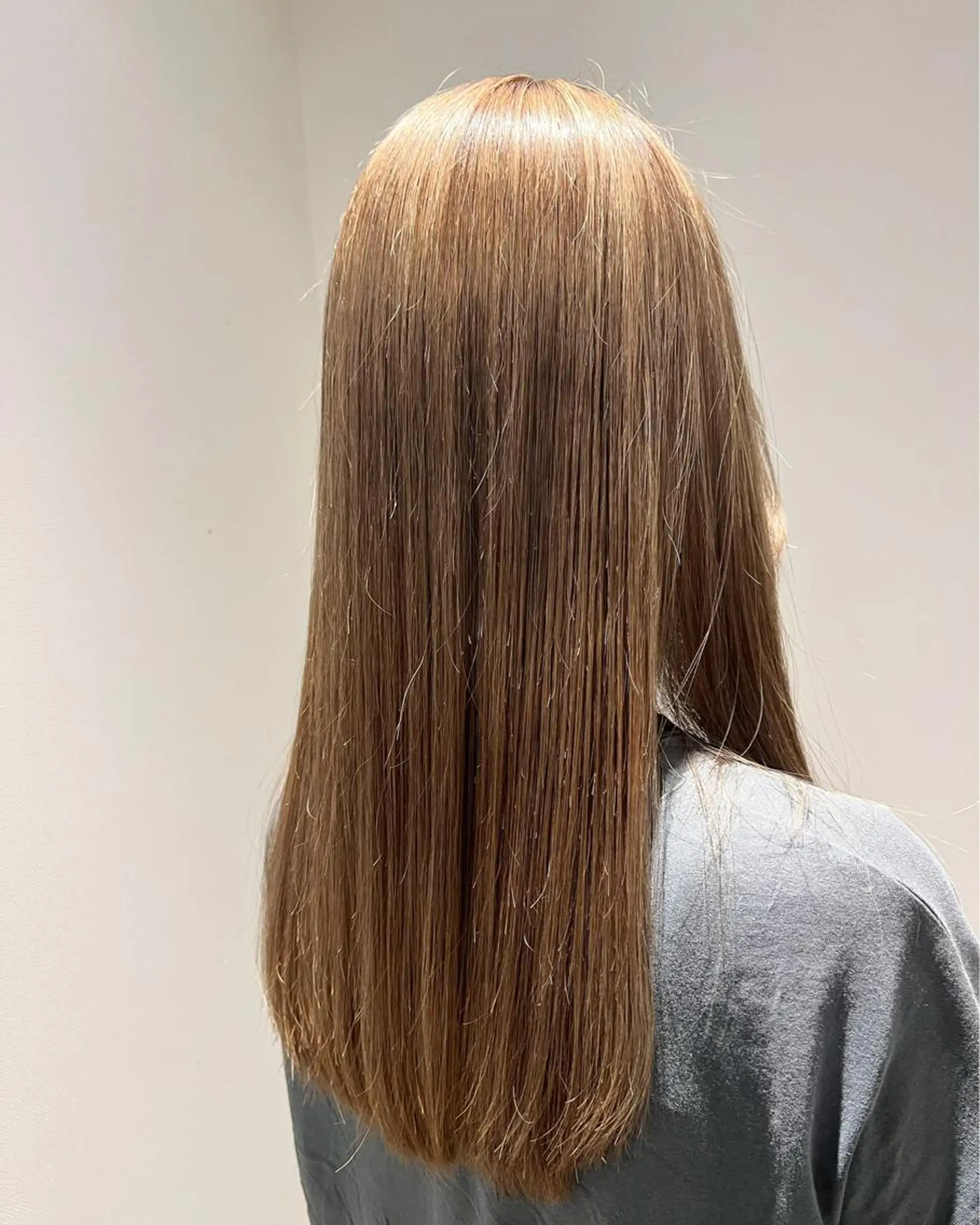 ロング カラー 髪質改善／透明感 NAKAIEのヘアスタイル