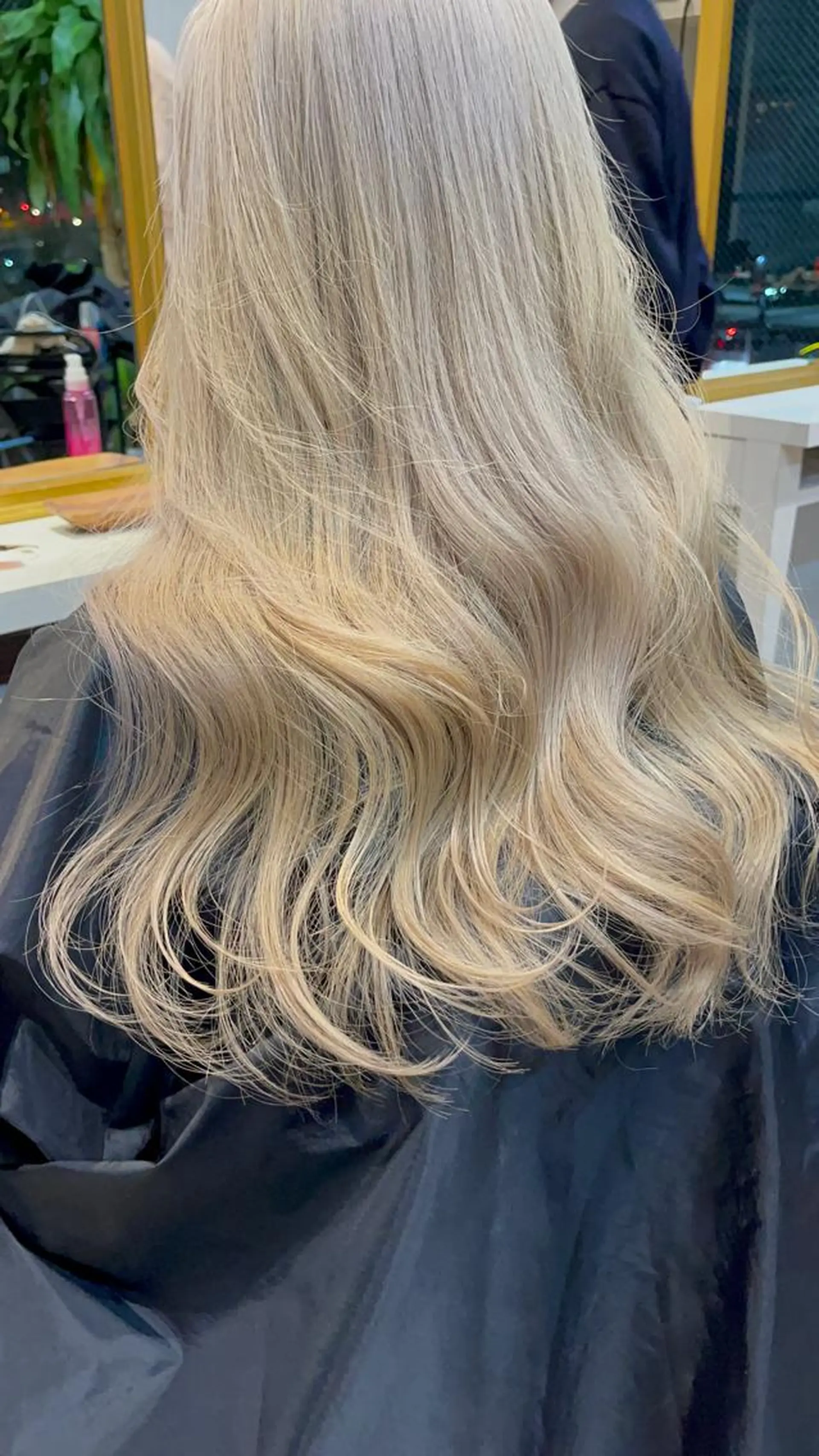 ロング BRIDGE HAIR所属・BRIDGE あきらのヘアスタイル