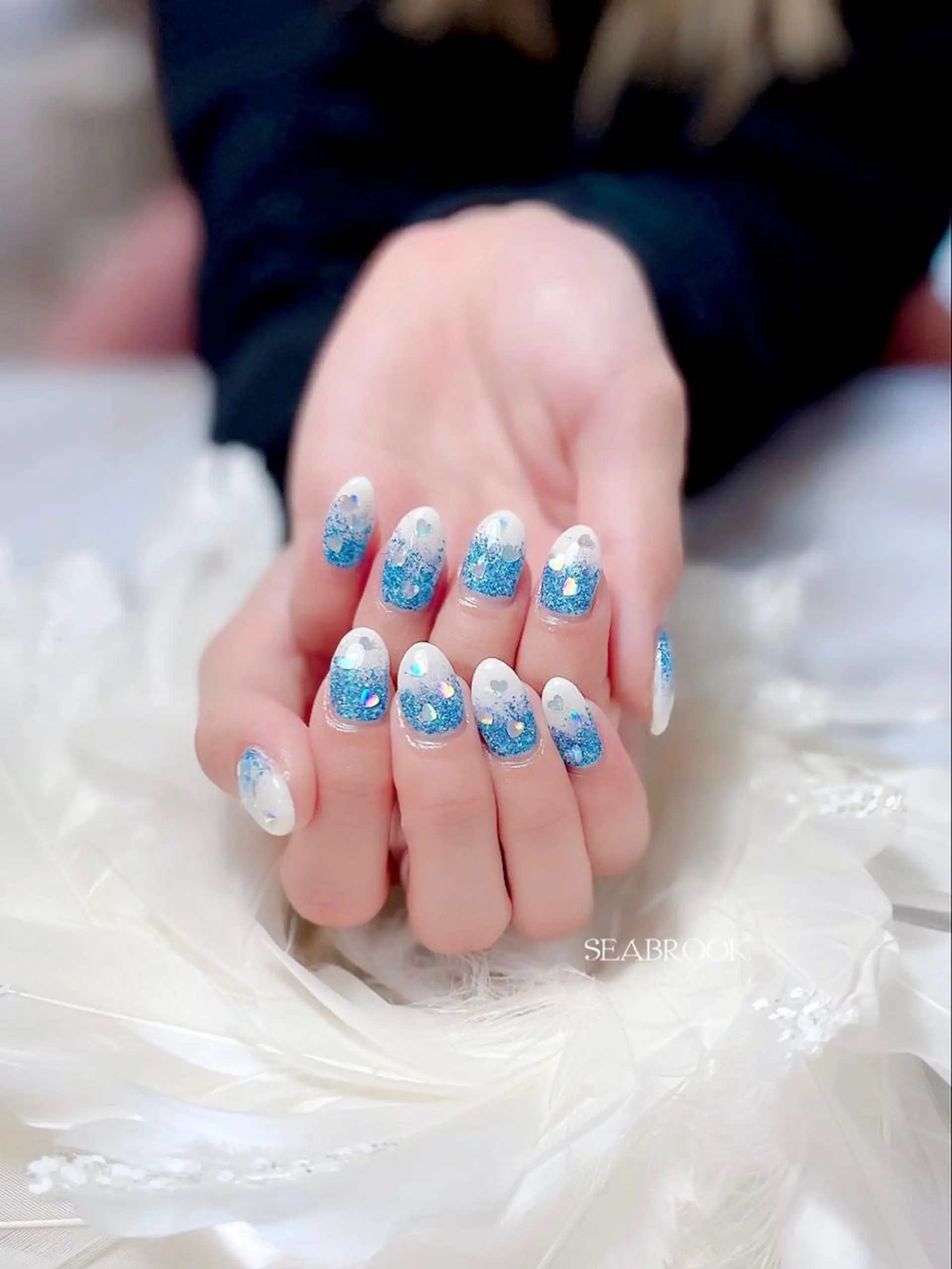 ネイル ハンドネイル 鈴木 奈穂子のネイルデザイン