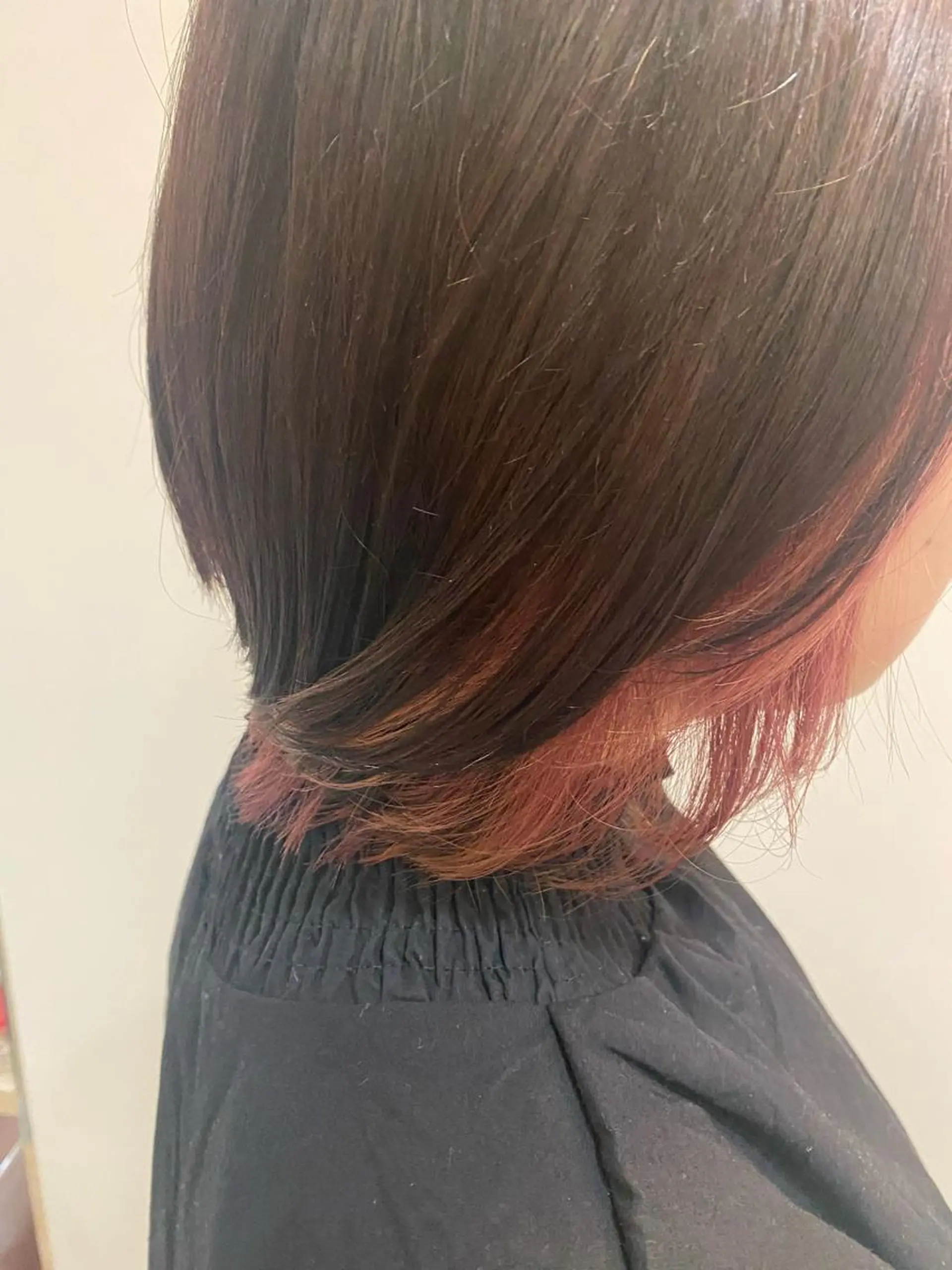 ショート カラー & kuのヘアスタイル