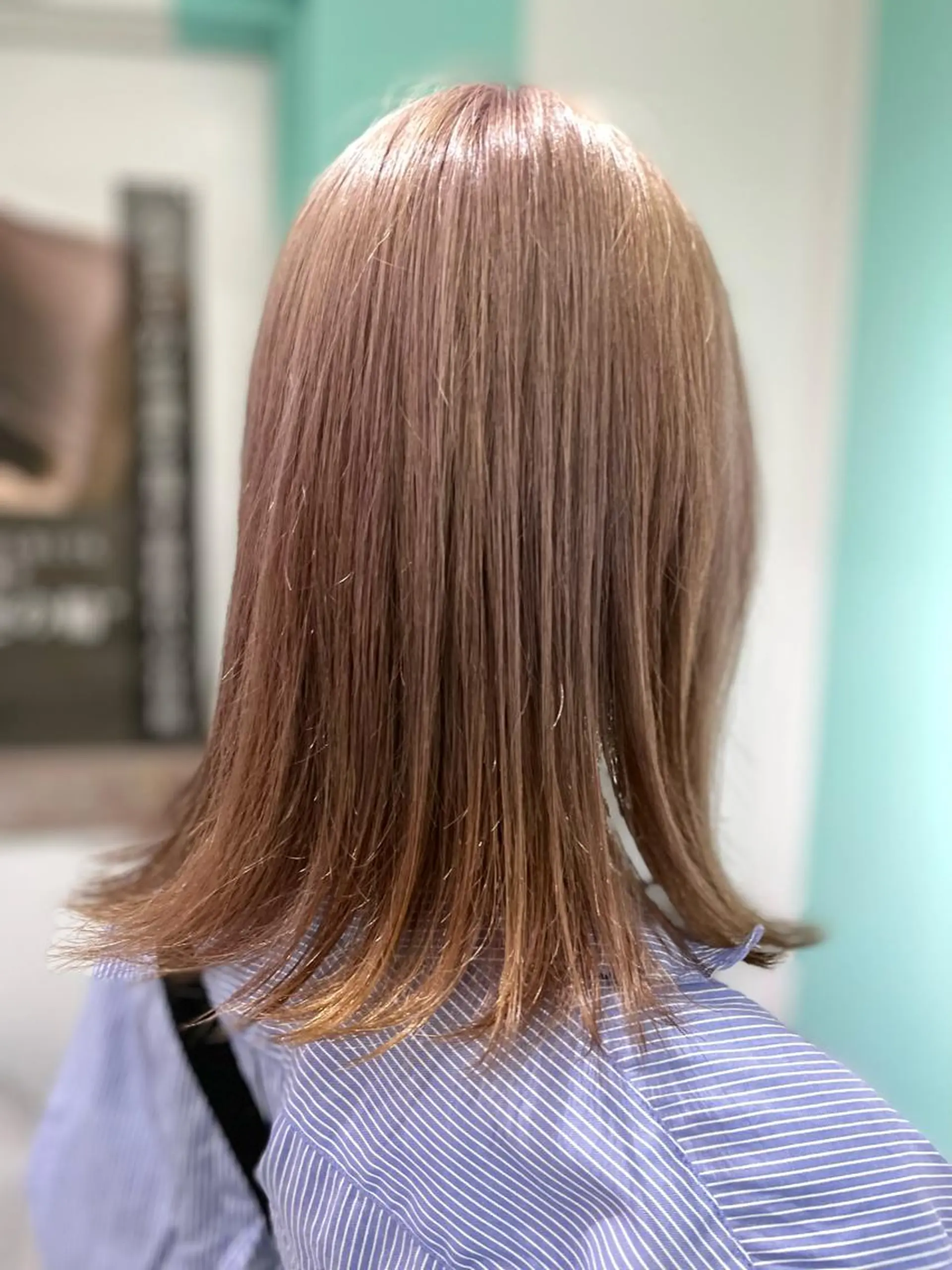 ミディアム ヘアカラー 原 千景のヘアスタイル