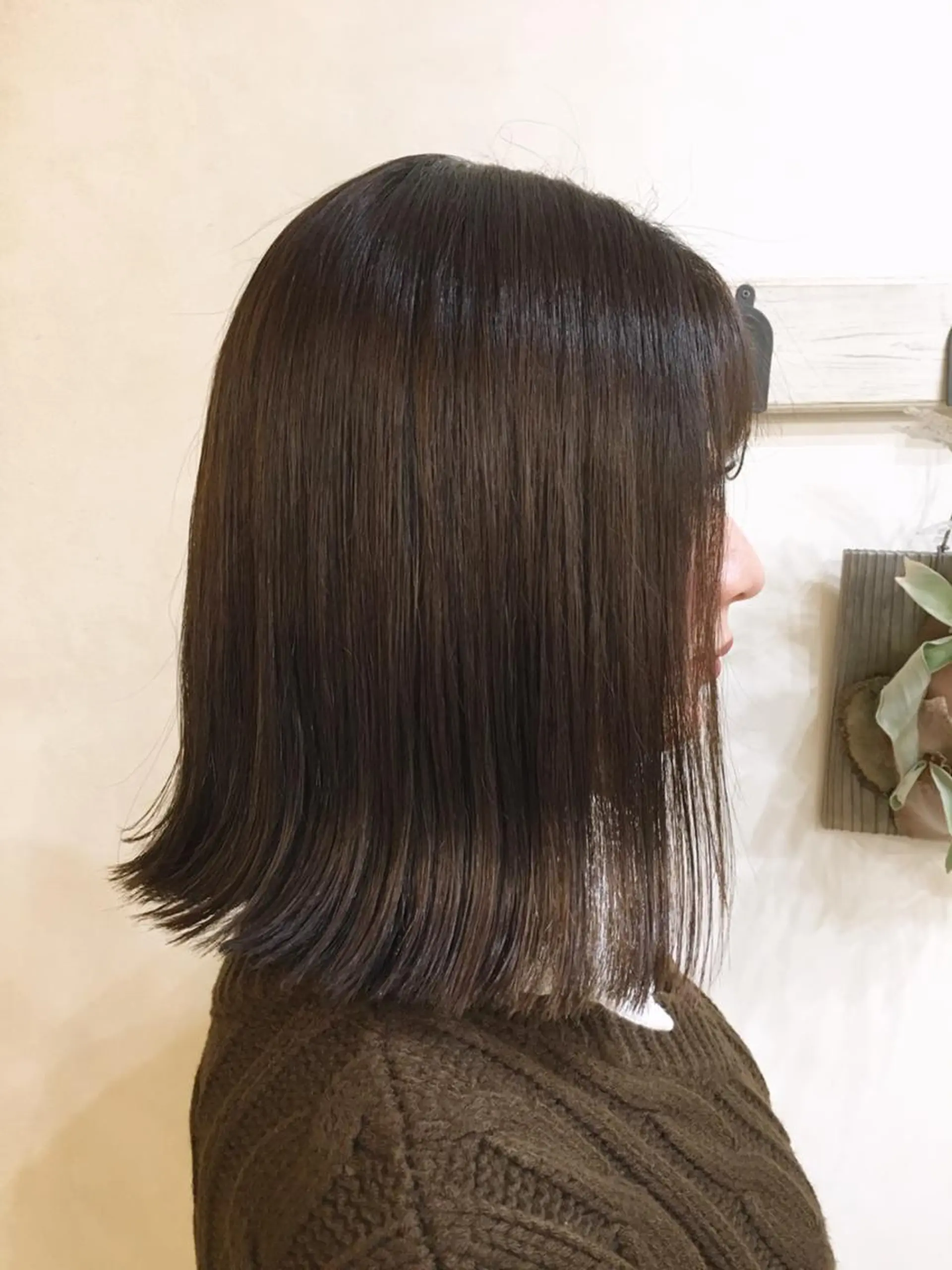 ミディアム ボブ 外ハネヘア 近藤 大介のヘアスタイル