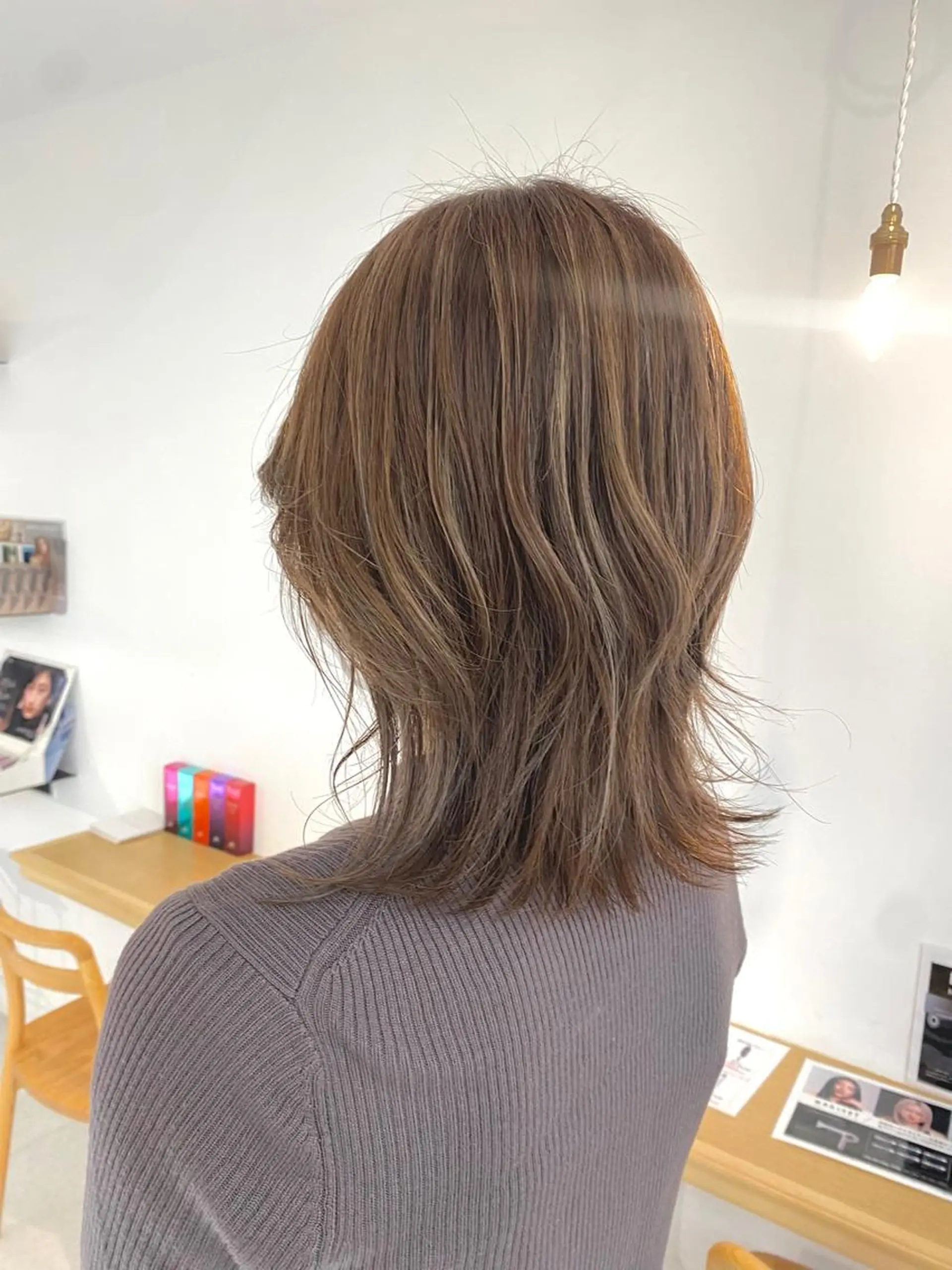 ミディアム カラー カット ヘアカラー トリートメント 安永 涼のヘアスタイル