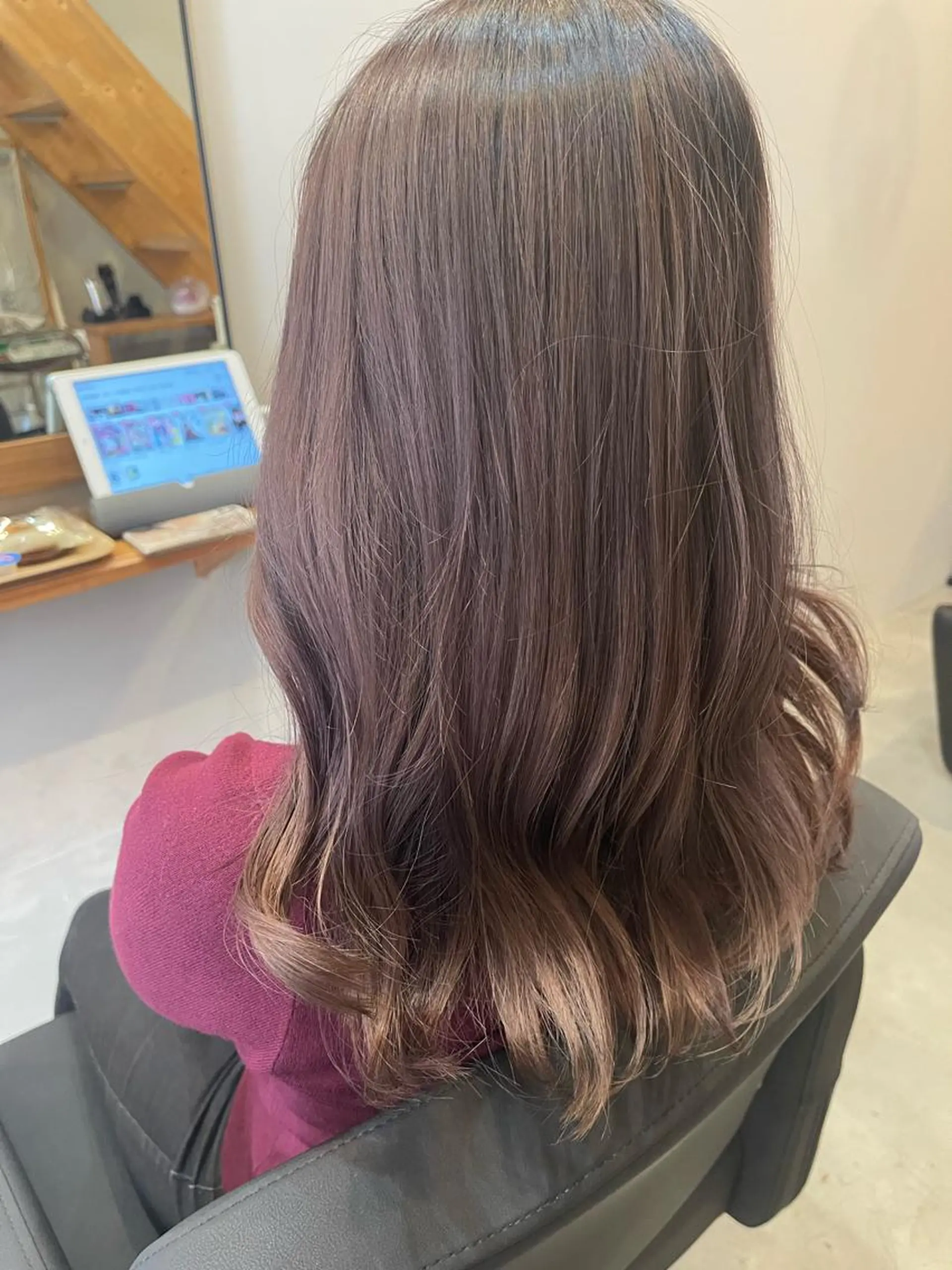 ロング カラー nowhere ノーウェアのヘアスタイル