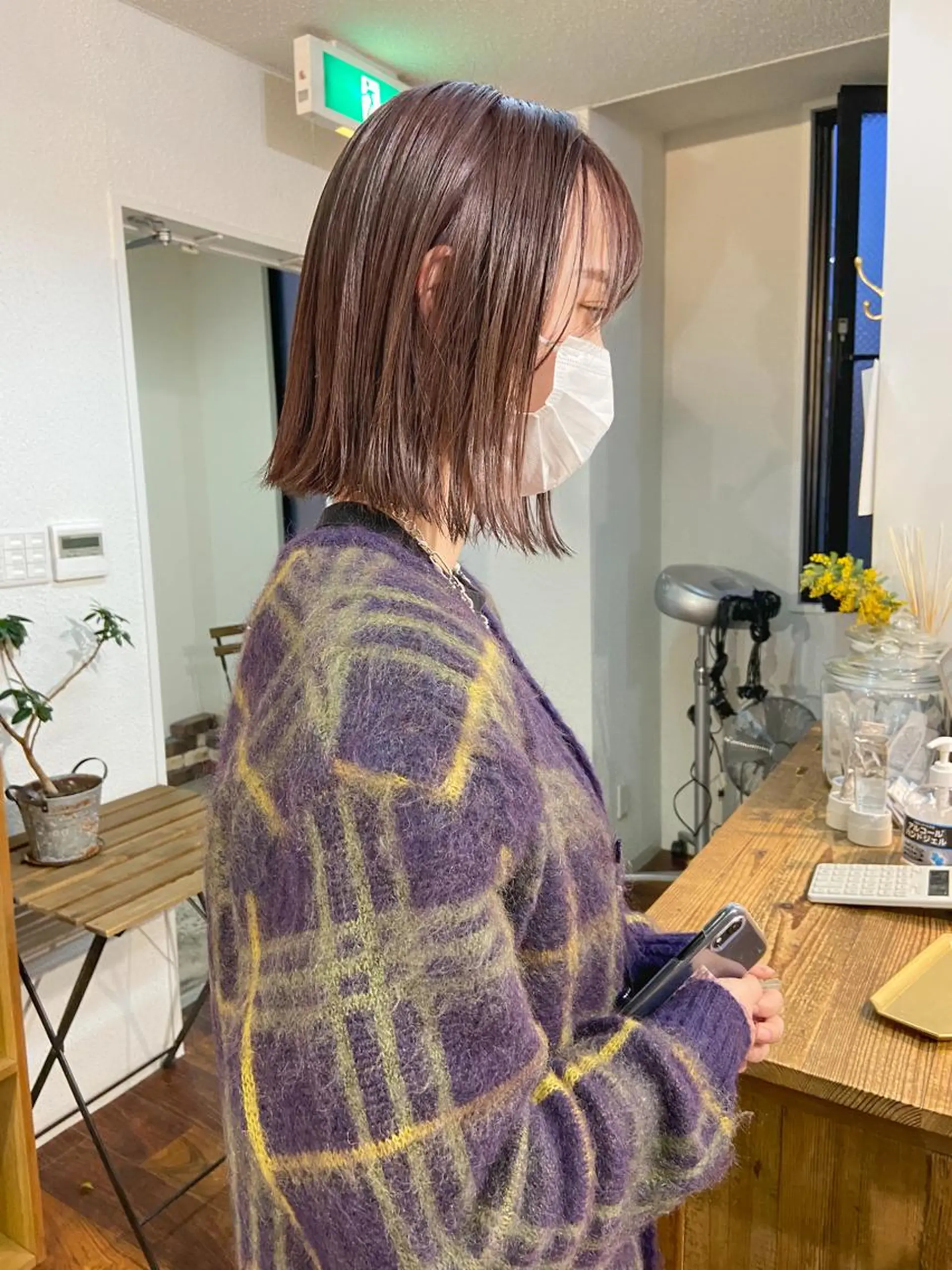 ミディアム カラー ハイトーンカラー カット ヘアカラー トリートメント 岡本康平/ボブ /ブリーチ/レイヤーのヘアスタイル