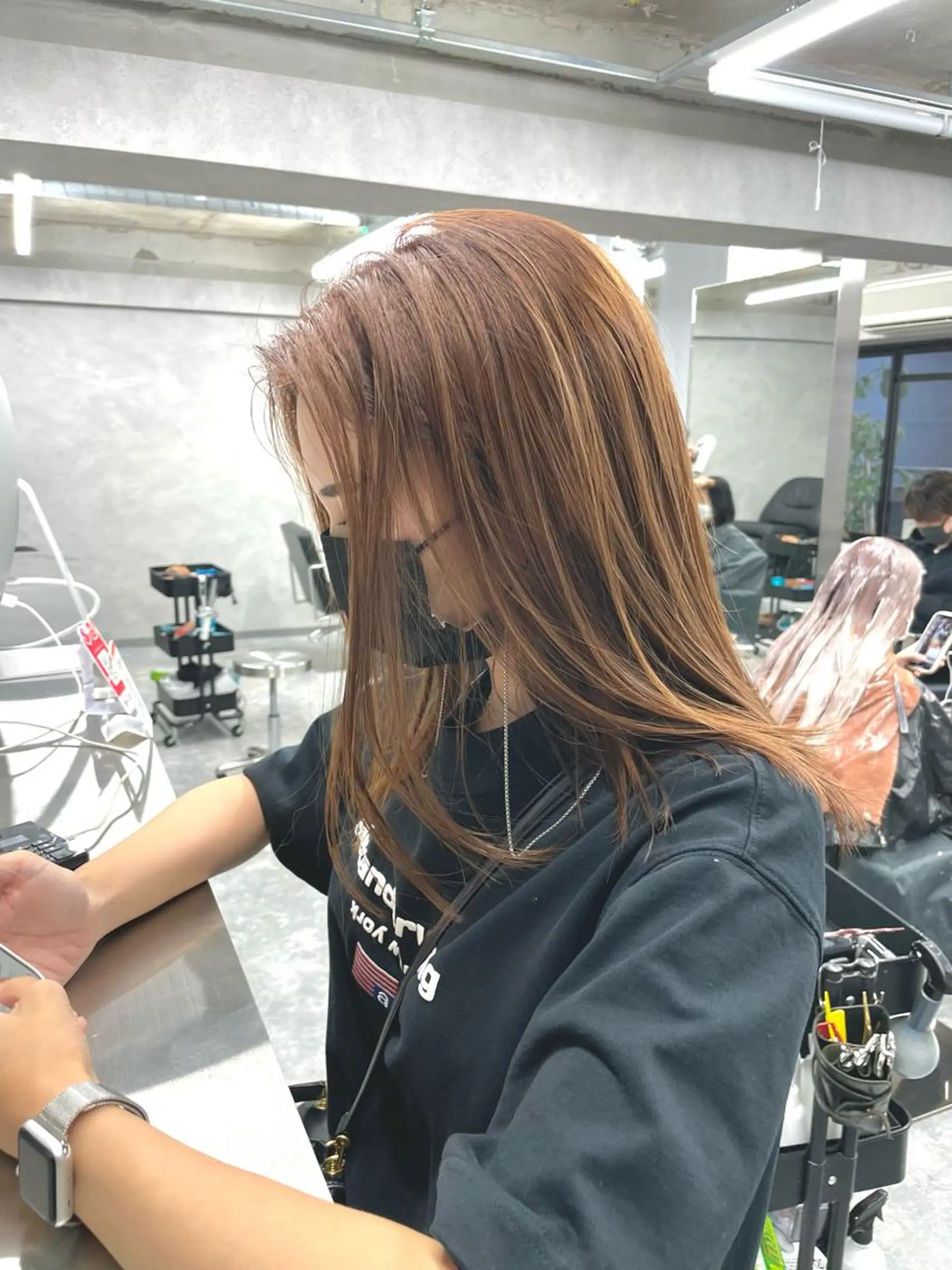 ミディアム カラー パーマ ヘアアレンジ メンズ キッズ ネイル マツエク・マツパ アイブロウ メンズバレイヤージュ メンズブリーチ メンズハイライト メンズインナーカラー メンズ韓国風 切りっぱなしヘアボブ ミディアムヘアRYOのヘアスタイル