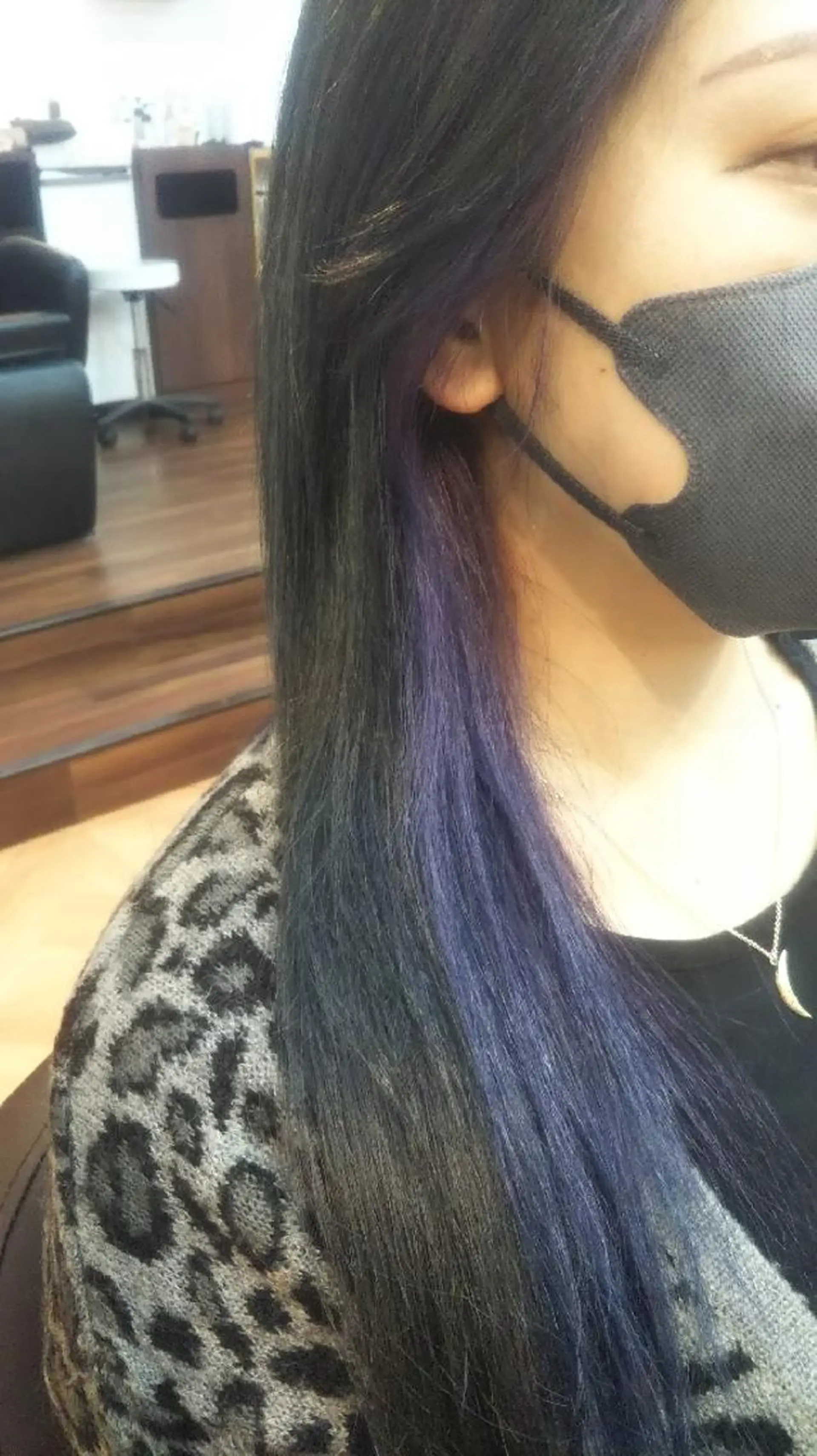 カラー 久村 奈菜のヘアスタイル