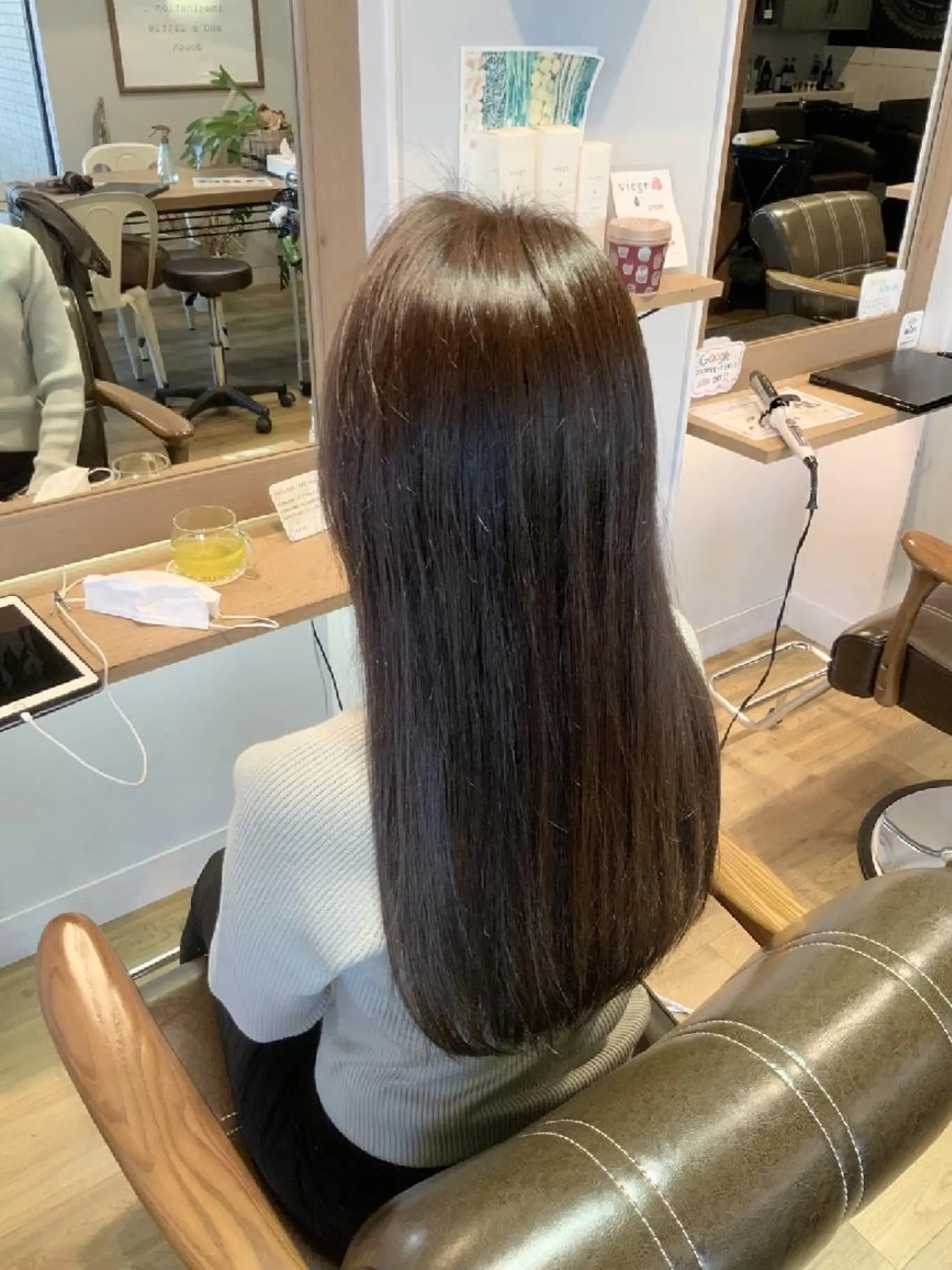 カラー グレージュ ヘアカラー トリートメント 堀 望美のヘアスタイル