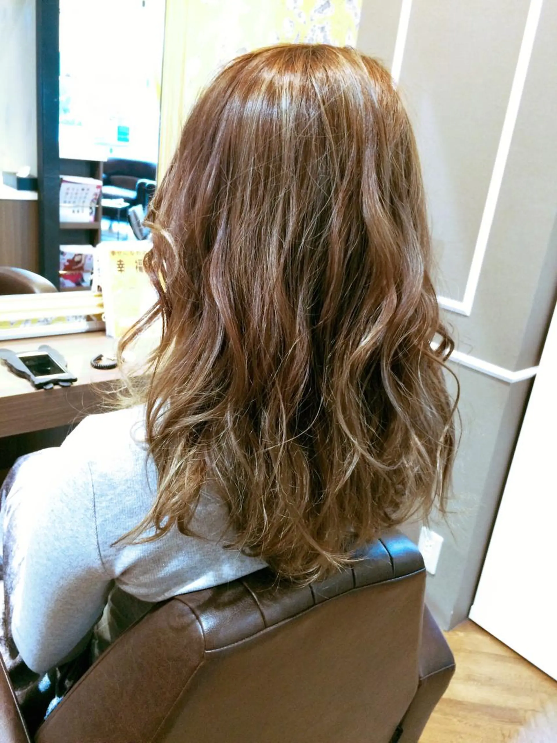 ミディアム セミロング ロング カラー アッシュ ベージュカラー パーソナルカラー☆ 永尾拓也のヘアスタイル