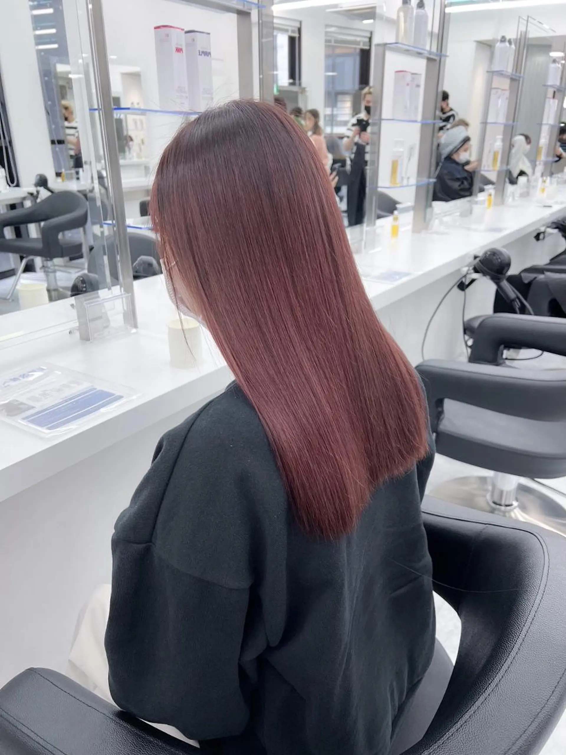 ロング カラー 🤍透明感ブラウン himi🤍のヘアスタイル