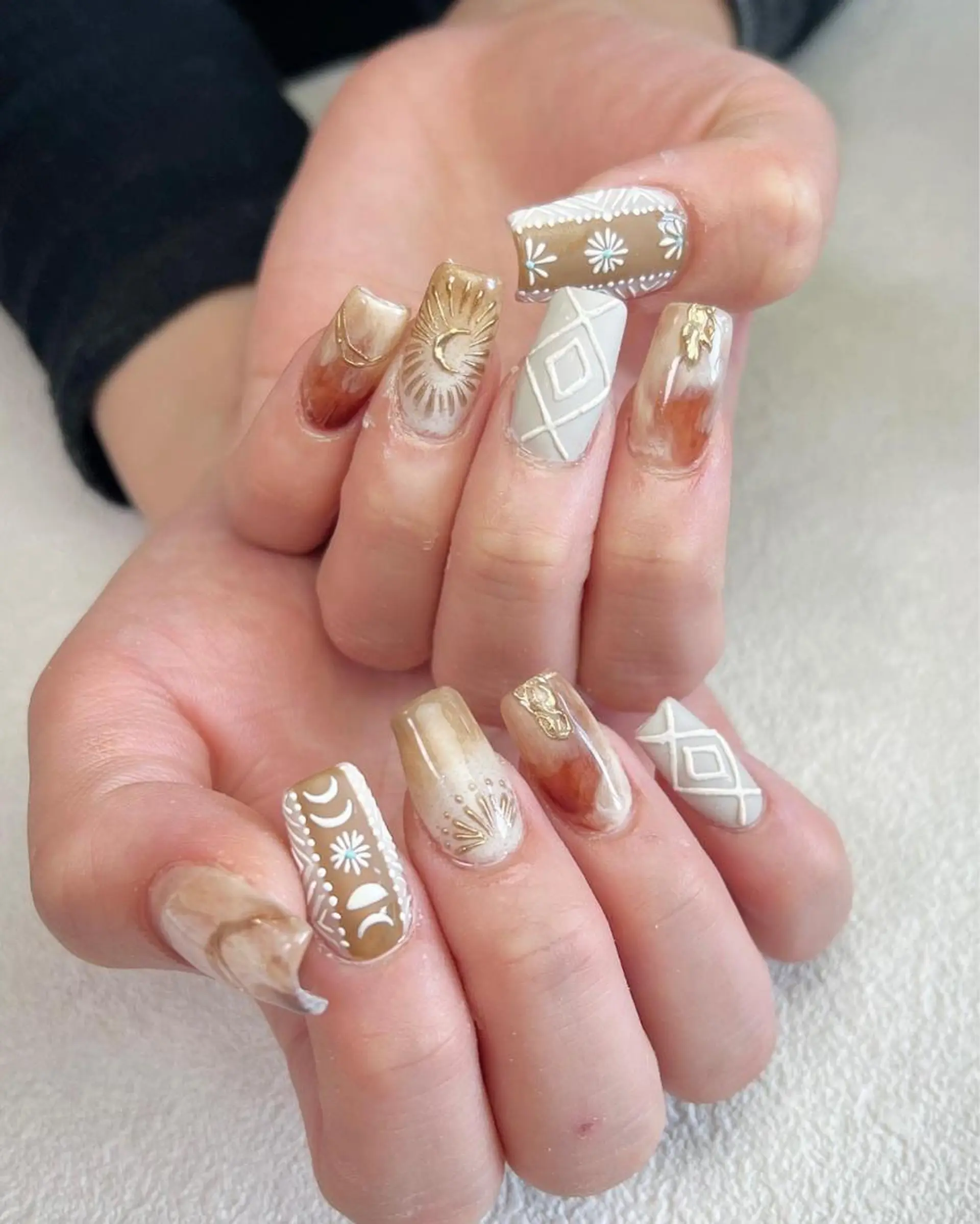 ネイル ロングネイル ニュアンスネイル スカルプネイル 春ネイル ハンドネイル ✾ NailRoom Latina🌻💓のネイルデザイン