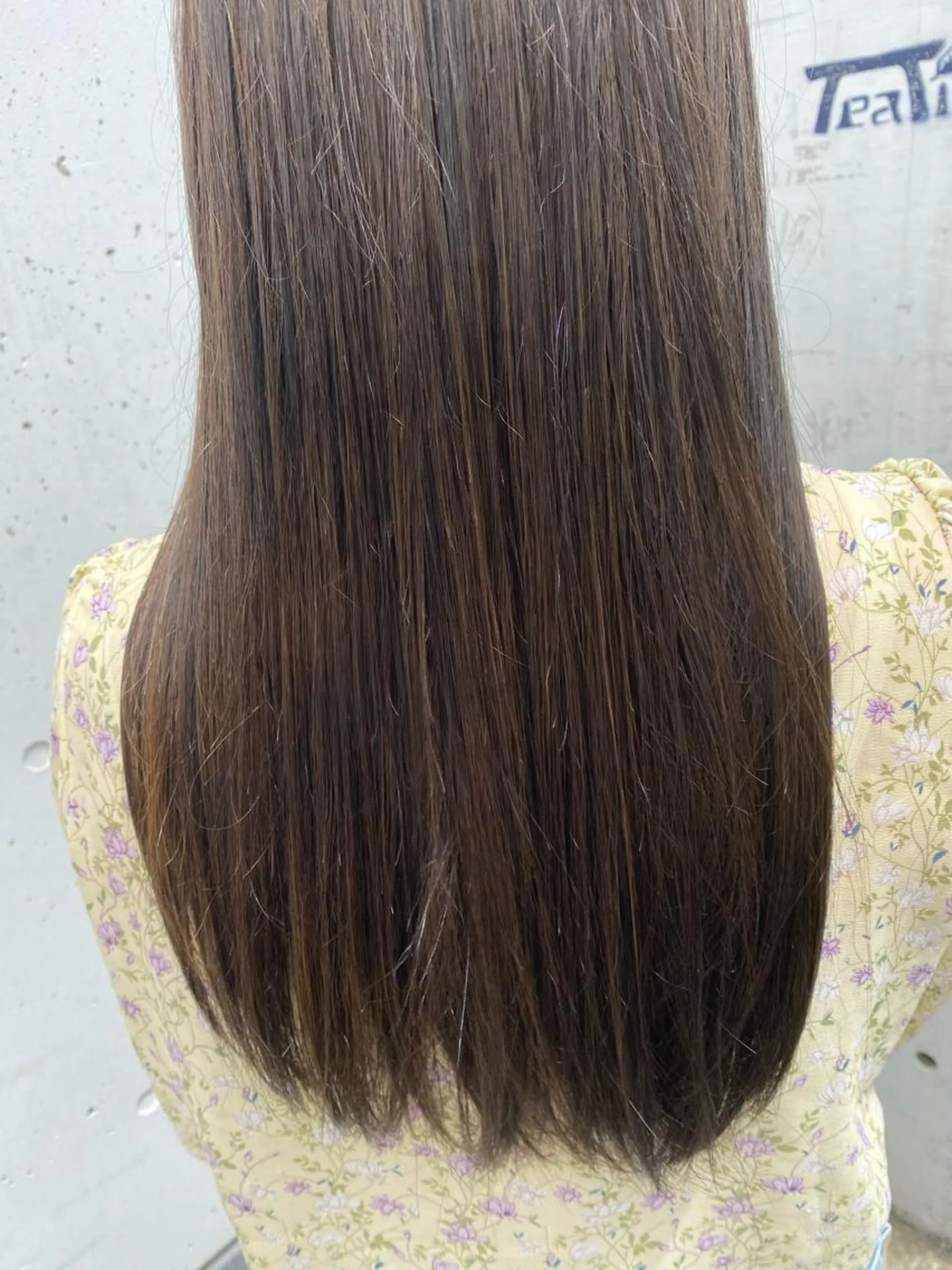 セミロング カラー ブラウンカラー お任せヘア☘️☘️ 及川渚のヘアスタイル