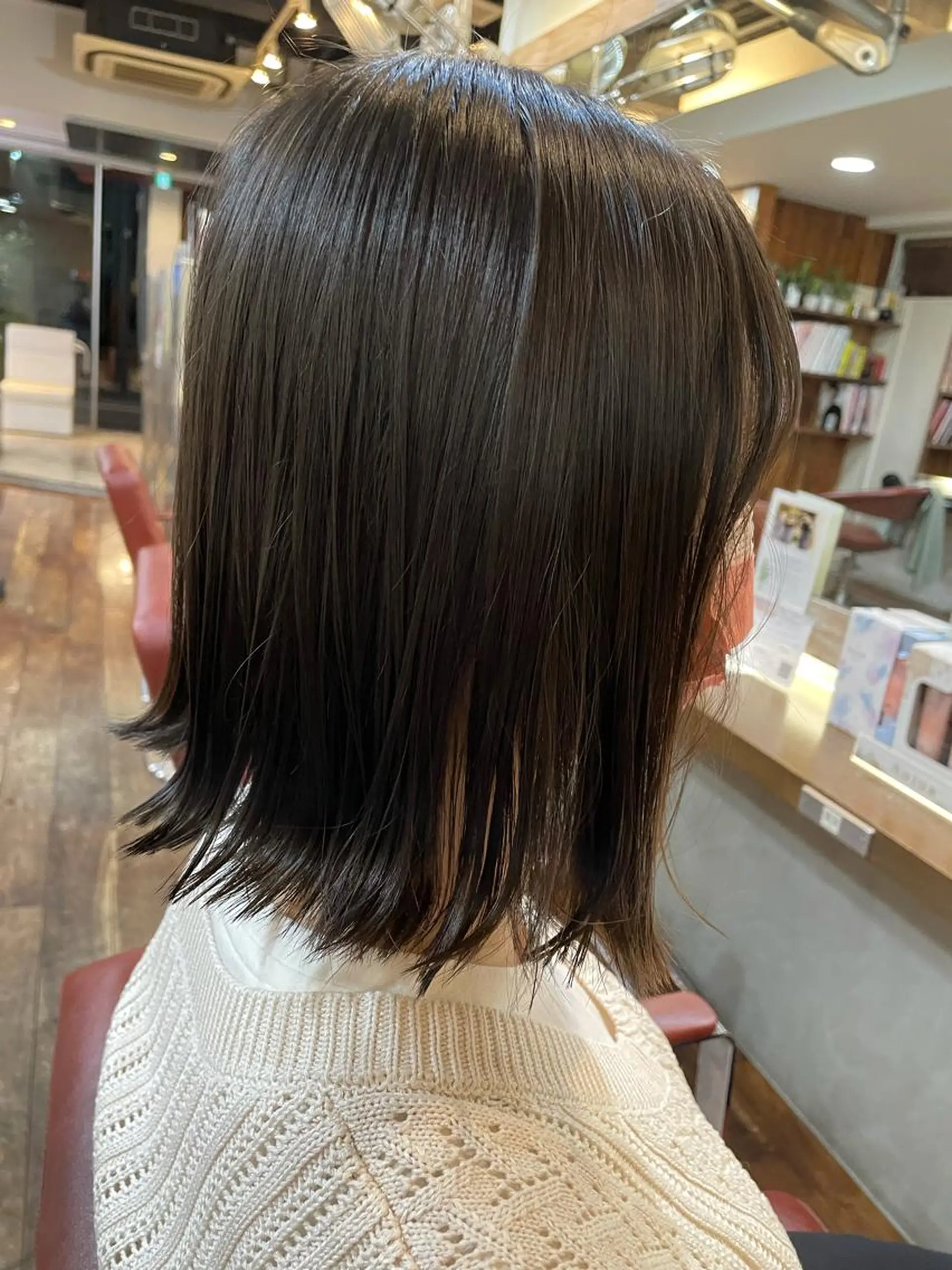 ミディアム 外ハネヘア 田野倉NEXT店 美髪ニストのヘアスタイル