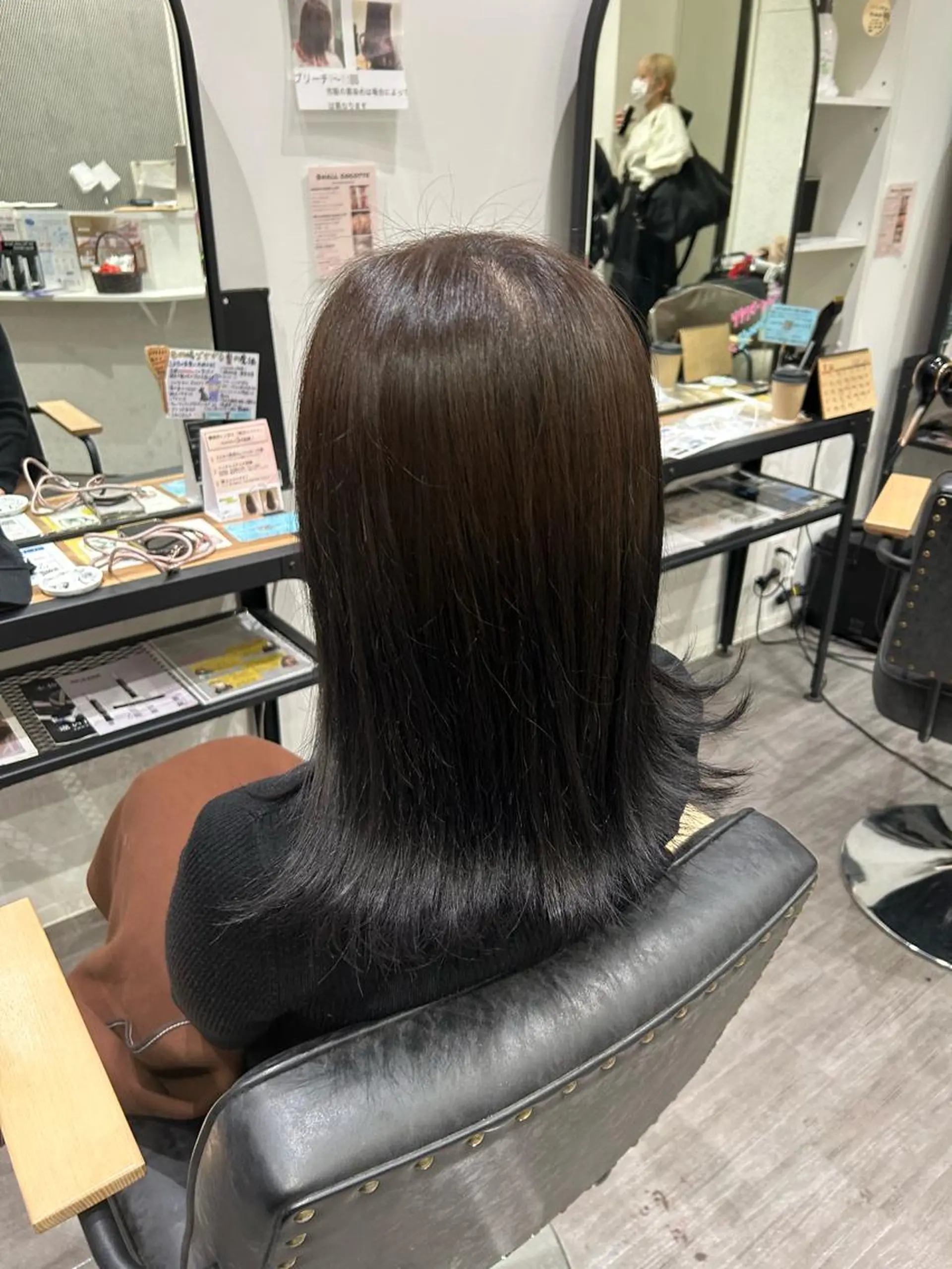 セミロング 片平 帆香のヘアスタイル