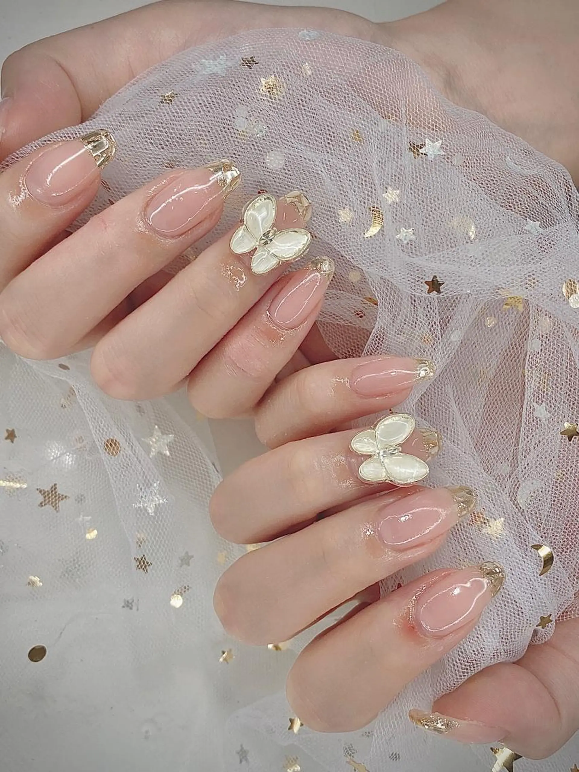 ネイル I-nailロング /ワンホン/キラキラのネイルデザイン