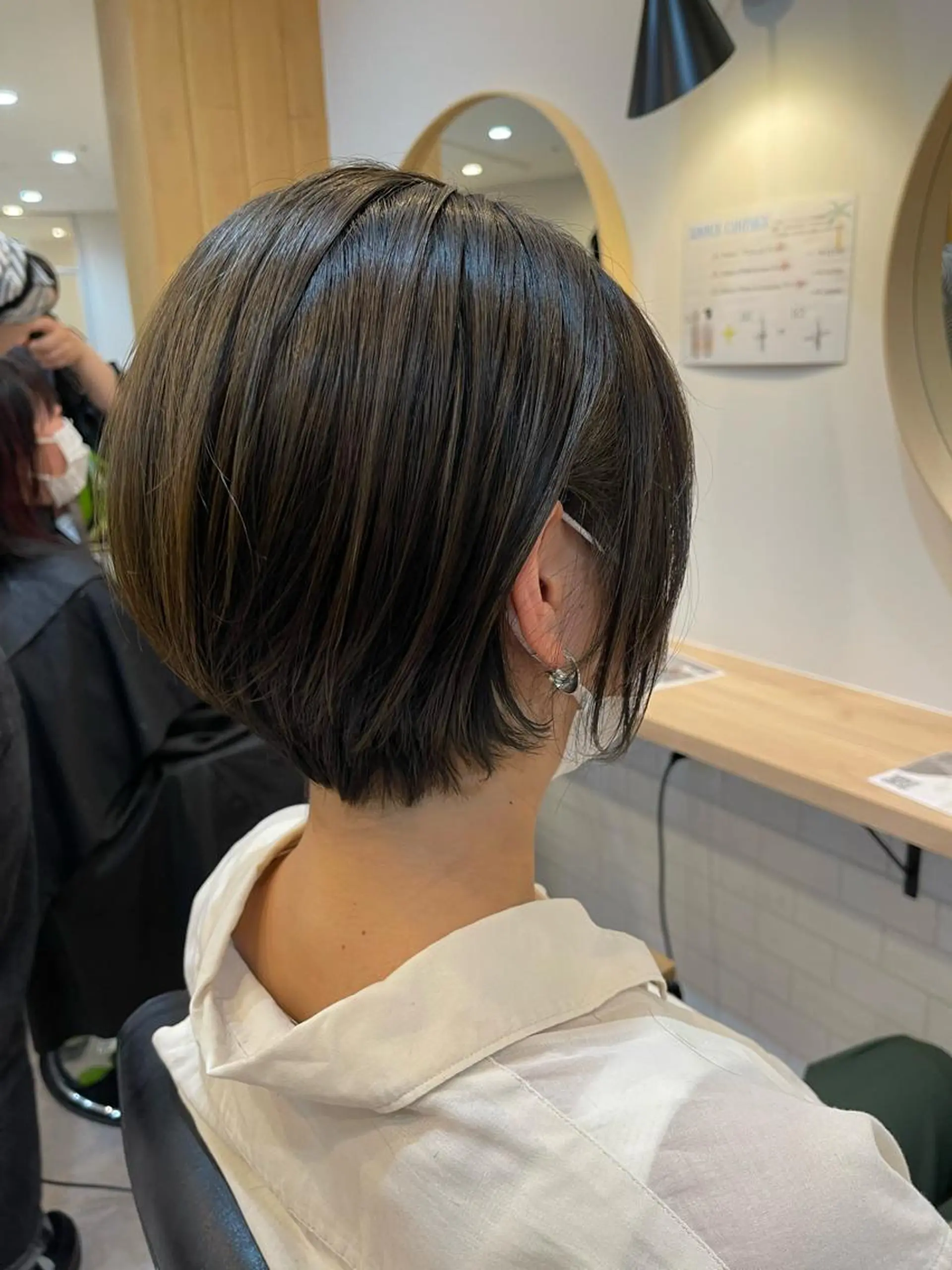 ショート UMEDA FIGAROのヘアスタイル