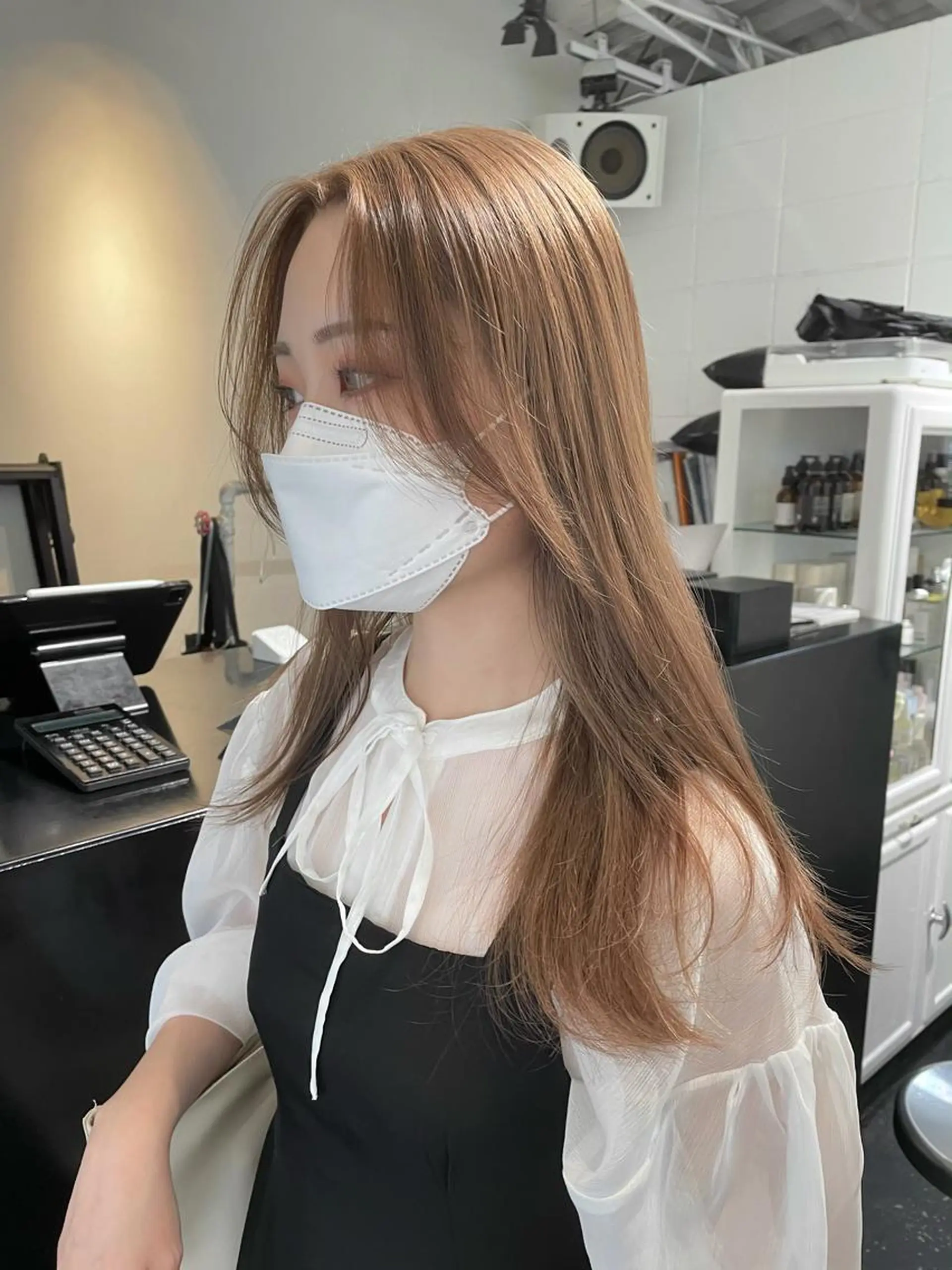 ロング カラー ヘアアレンジ ベージュカラー ブリーチ カット ヘアカラー トリートメント 艶ハイトーン/ヘア アレンジAYAKAのヘアスタイル