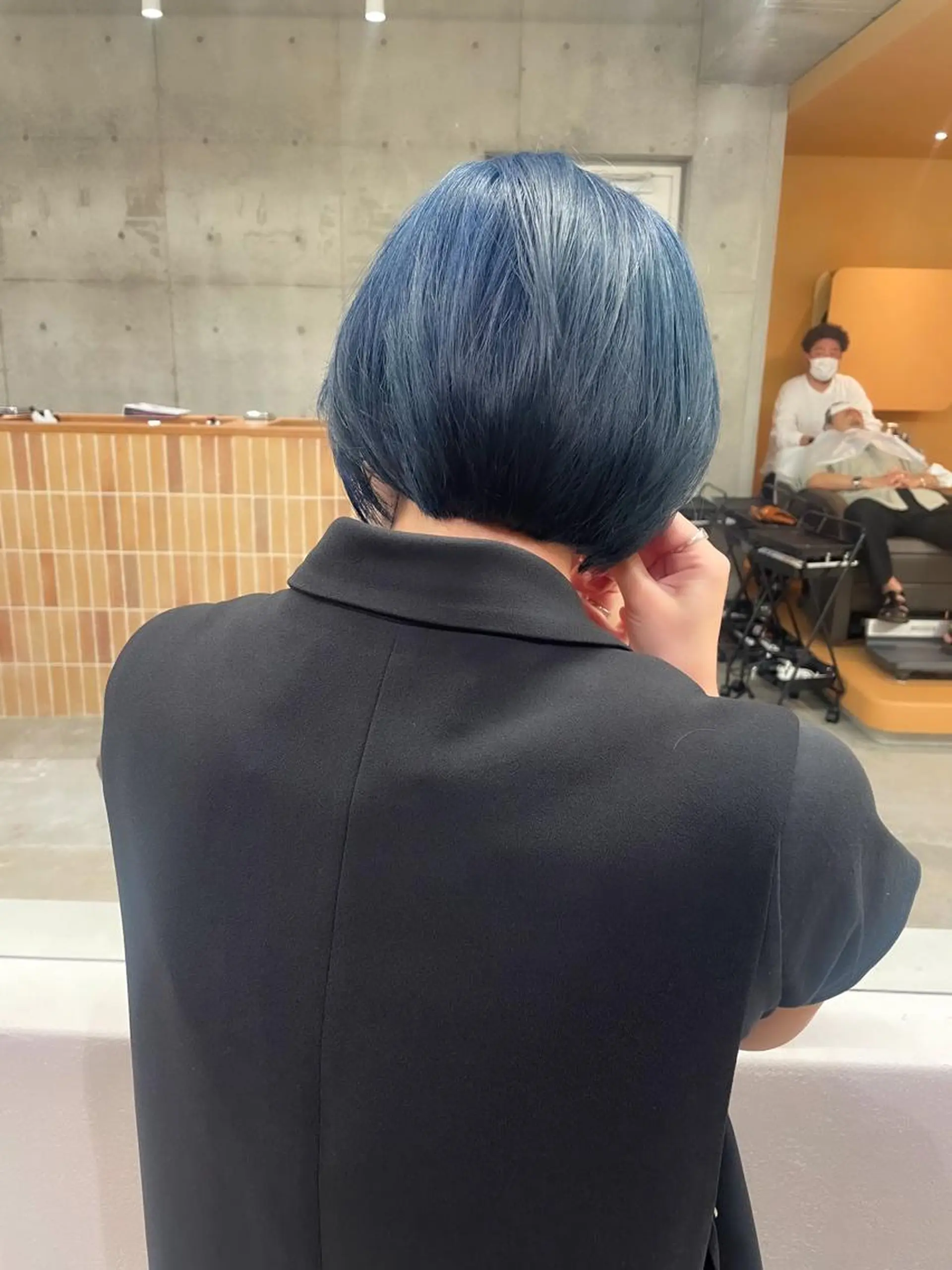 ショート カラー ヘアアレンジ ミニボブ/ブリーチ 🌈MISATOのヘアスタイル