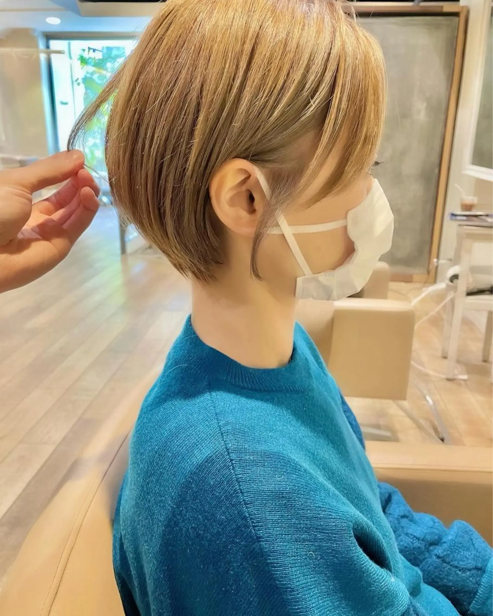 ショート ショート ボブ 梅田 木戸健人のヘアスタイル