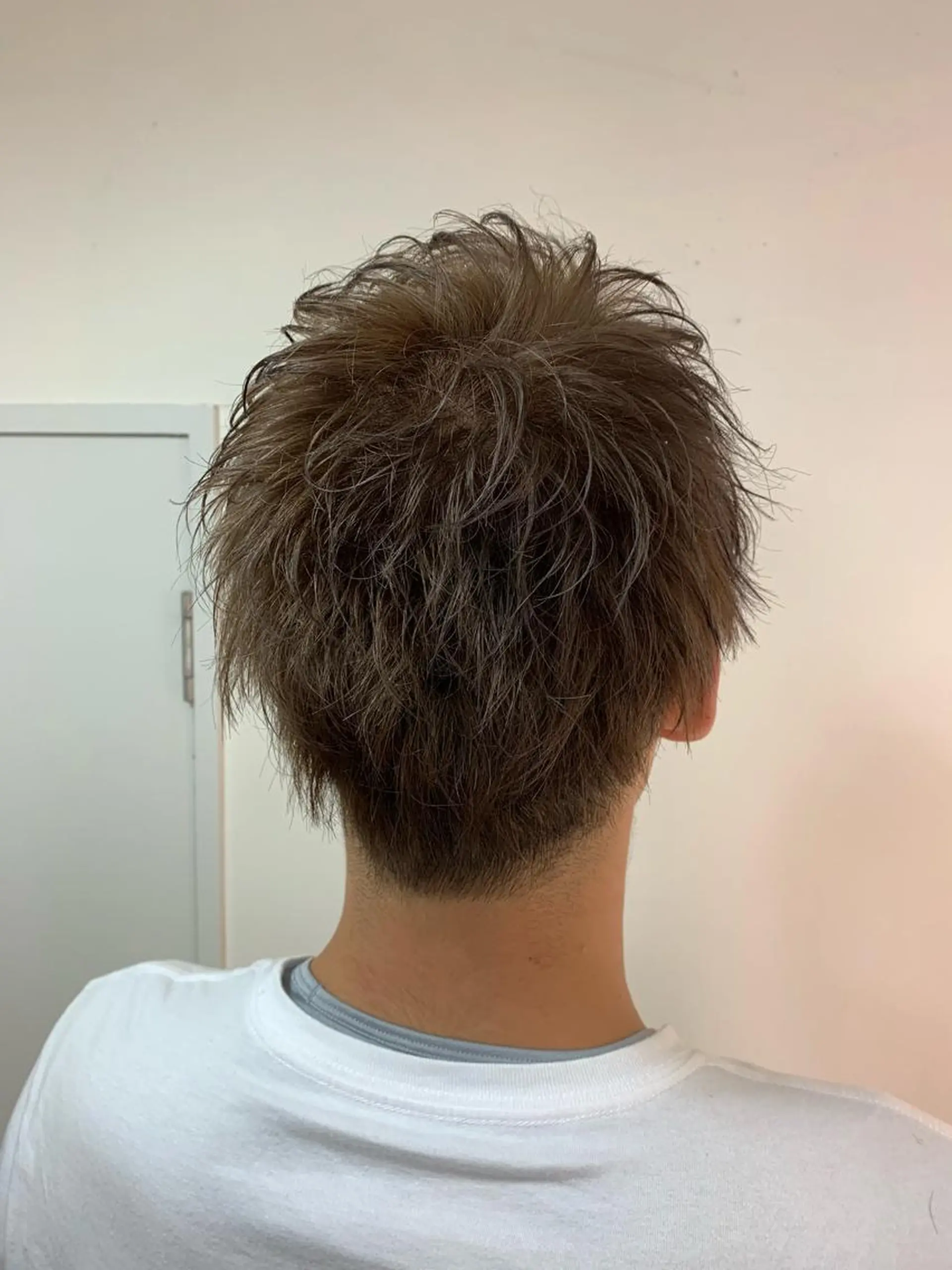 ショート 菅原リキヤ くびれレイヤーヘアのヘアスタイル