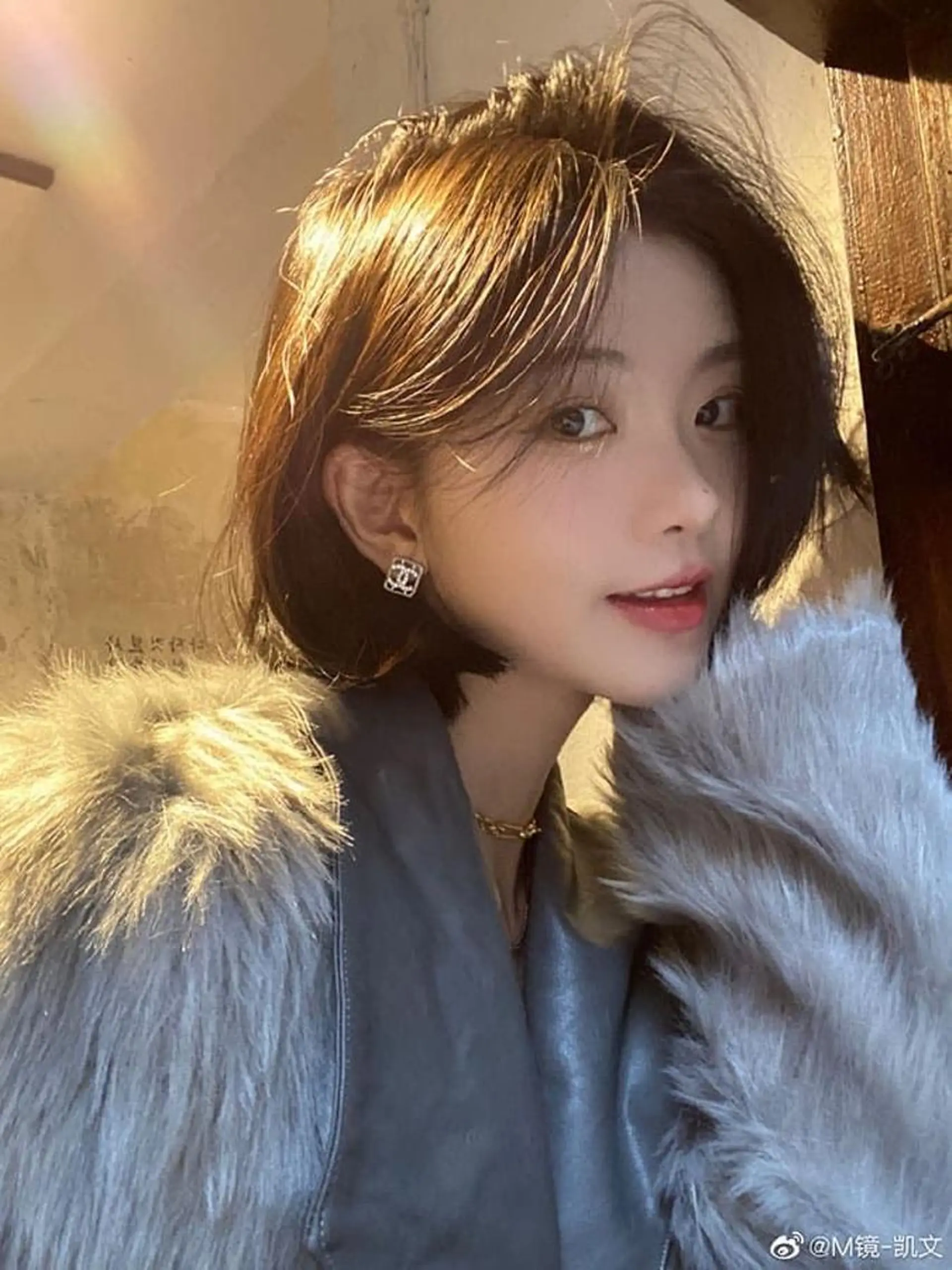 ミディアム カラー 切りっぱなしボブ ショートボブ ボブレイヤー ハイトーンカラー ボブ 🌿レイヤー/ブリー チ/🌿‬JINのヘアスタイル