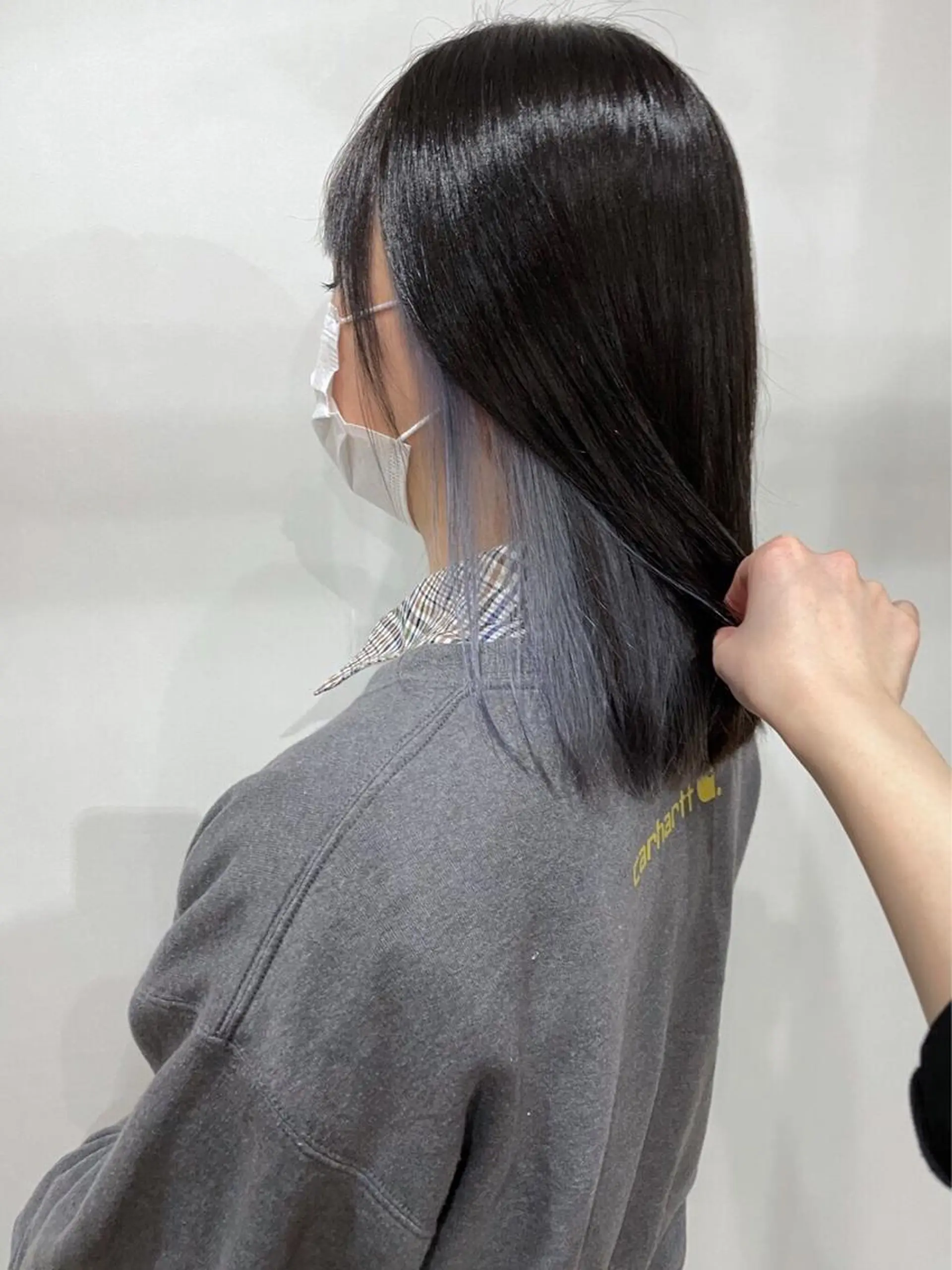 カラー white.梅田 デザインカラー🦄のヘアスタイル